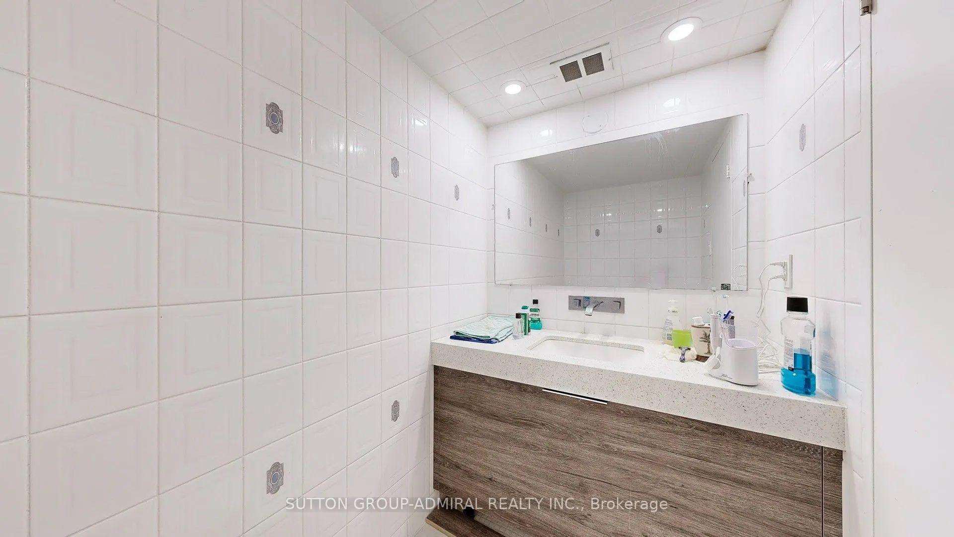 25 Sunrise Avenue, #1603