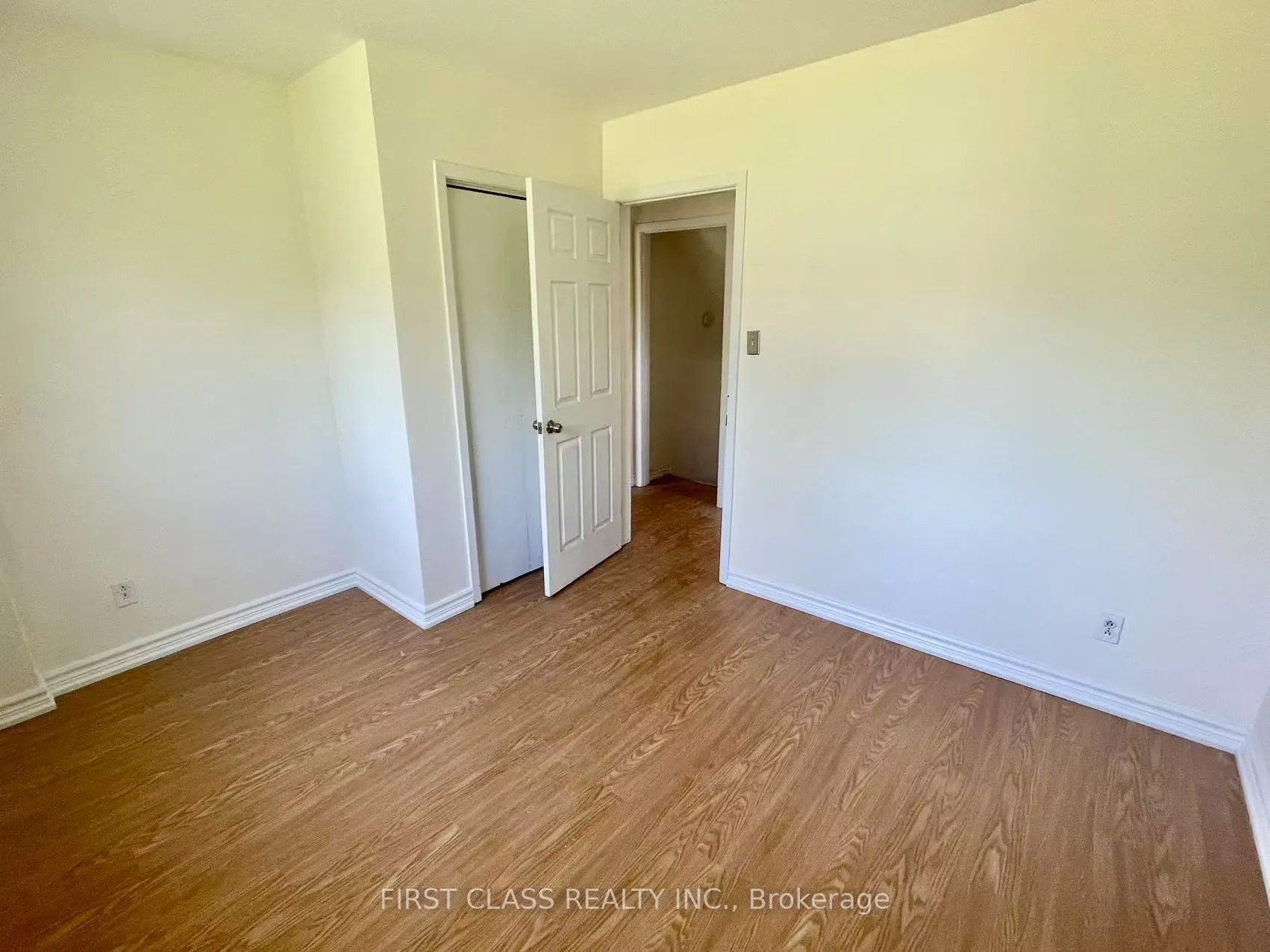 26 Pindar Crescent, #Main