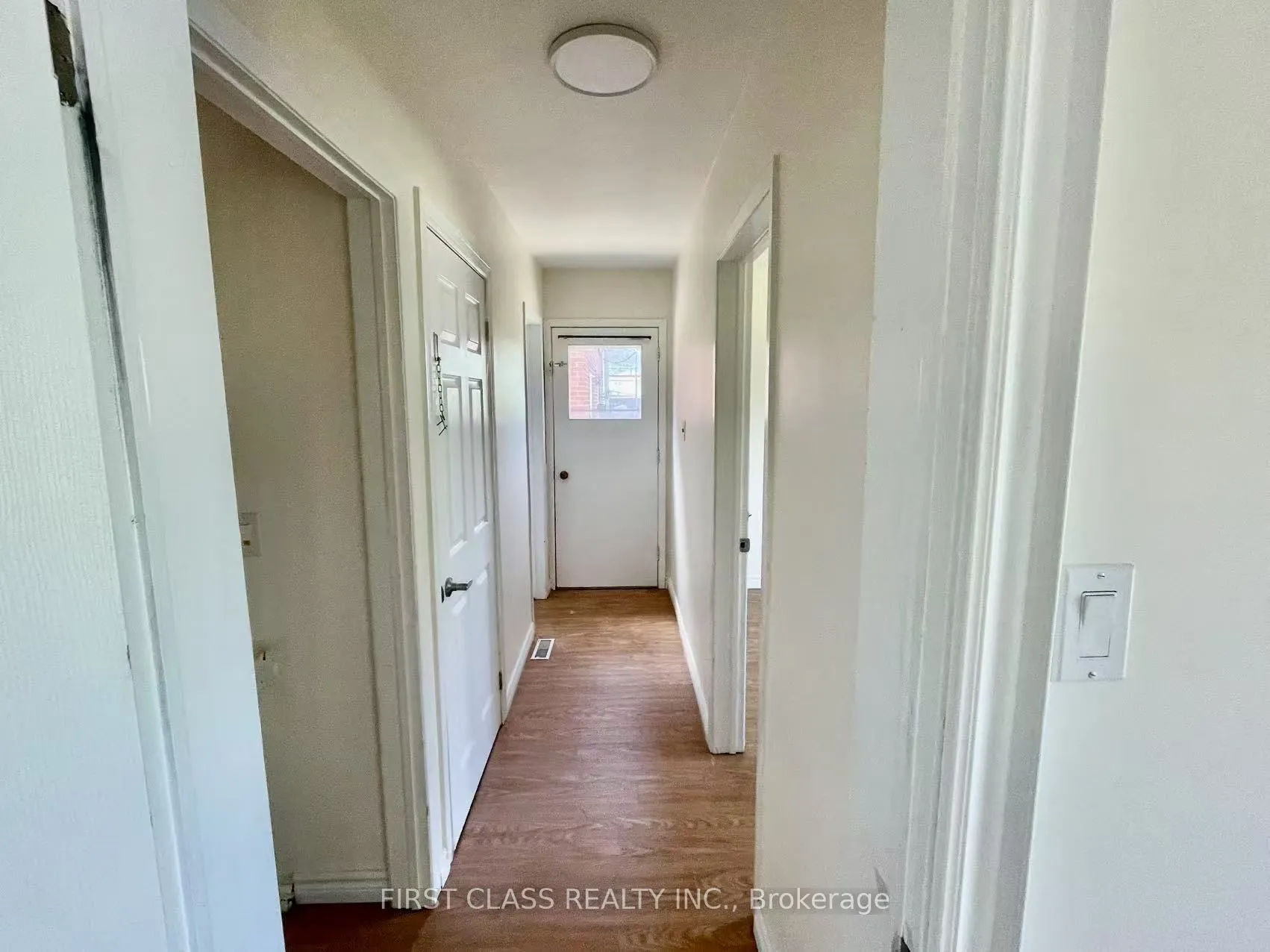 26 Pindar Crescent, #Main