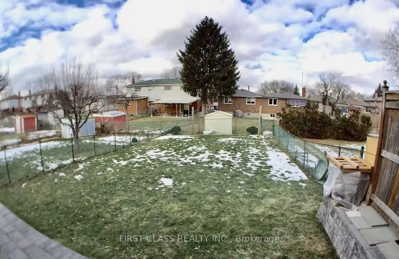 26 Pindar Crescent, #Main
