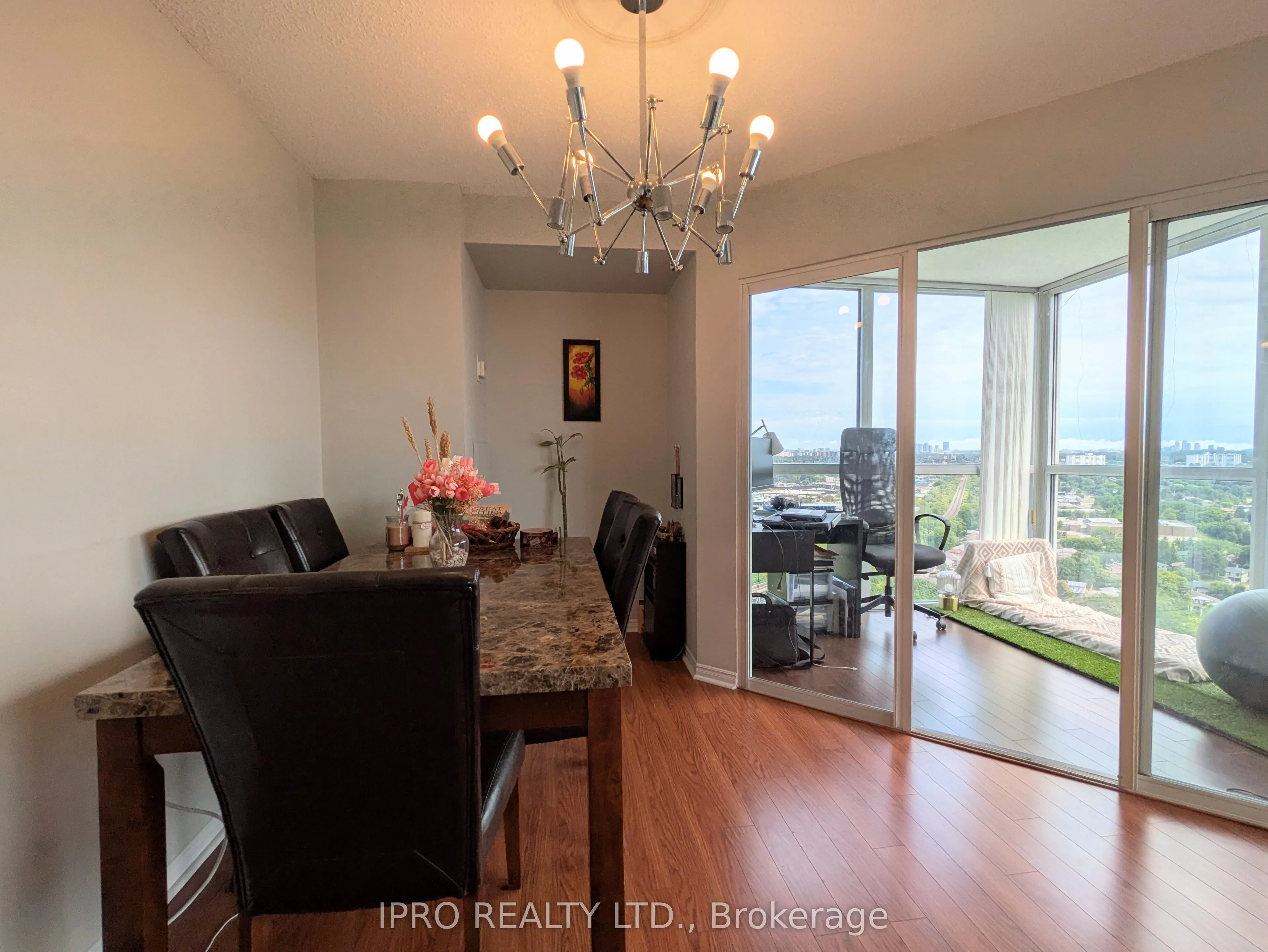 7 Concorde Place, #2601