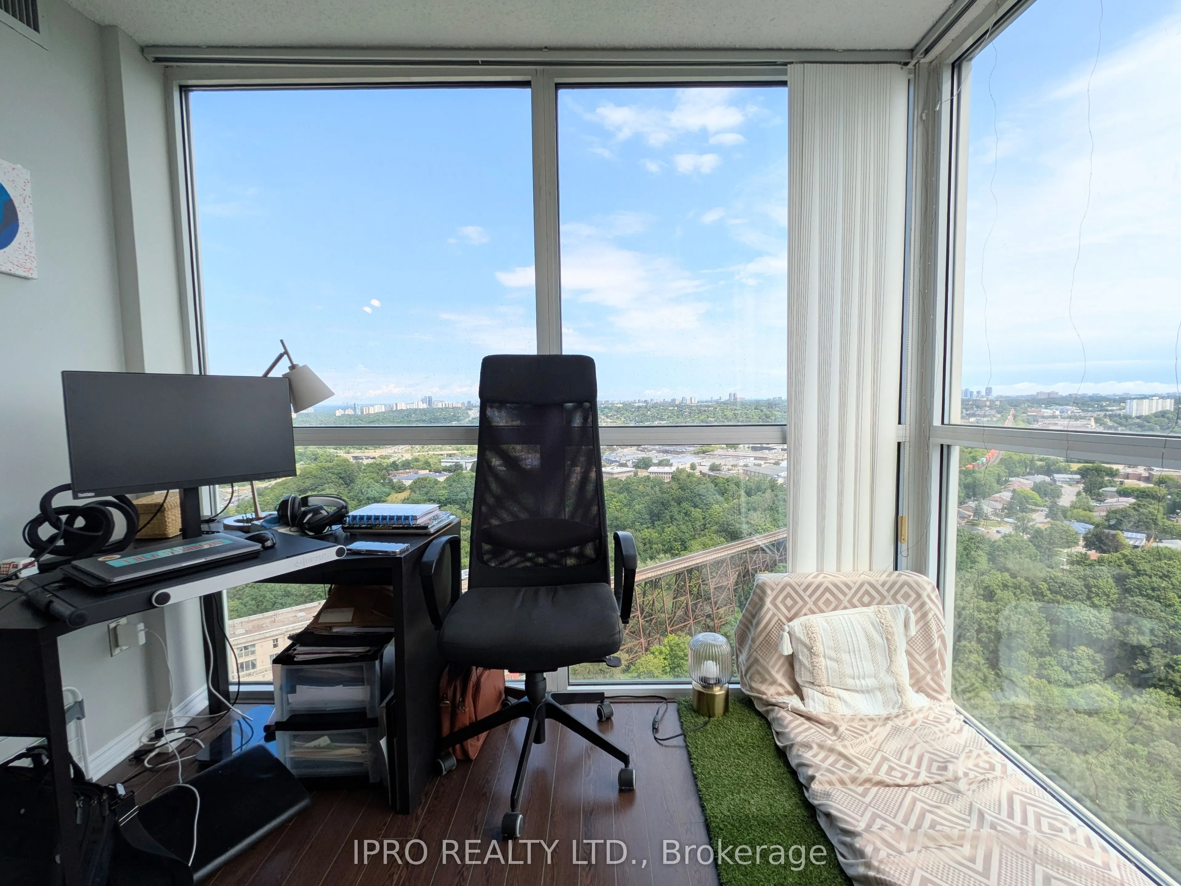 7 Concorde Place, #2601