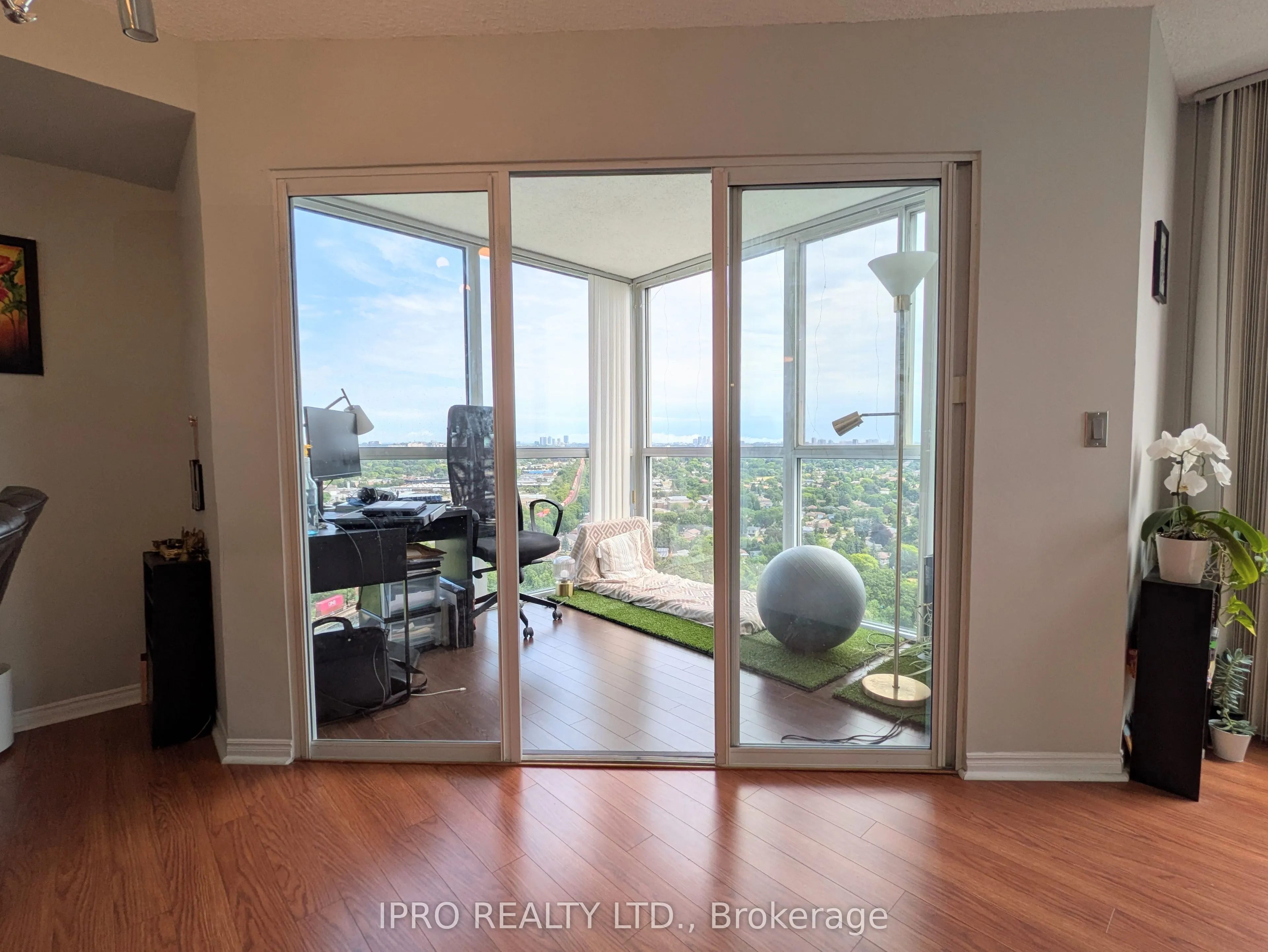 7 Concorde Place, #2601