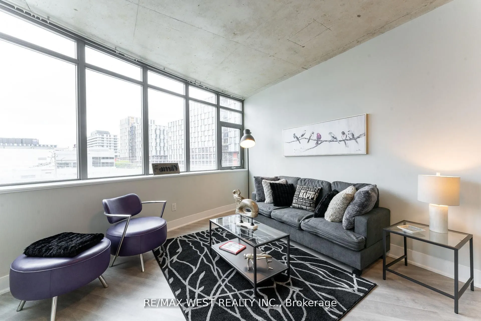90 Trinity Street, #303