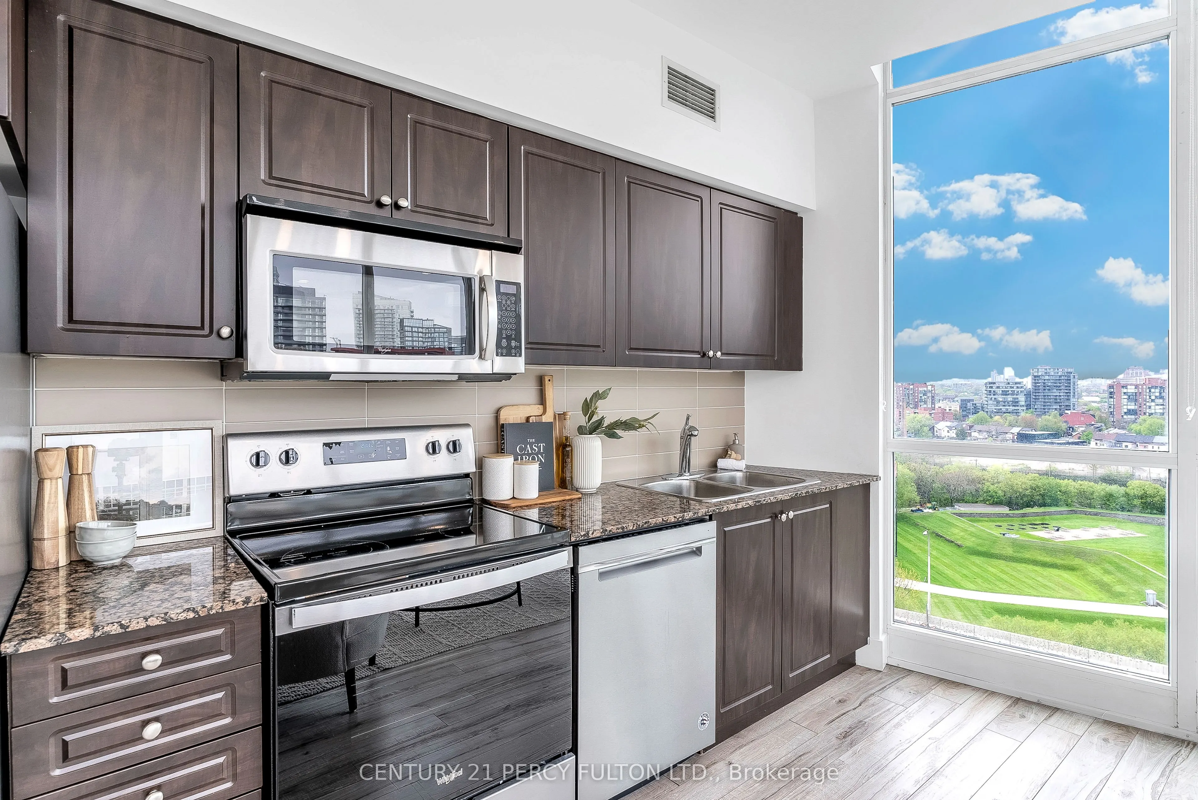 209 Fort York Boulevard, #1663