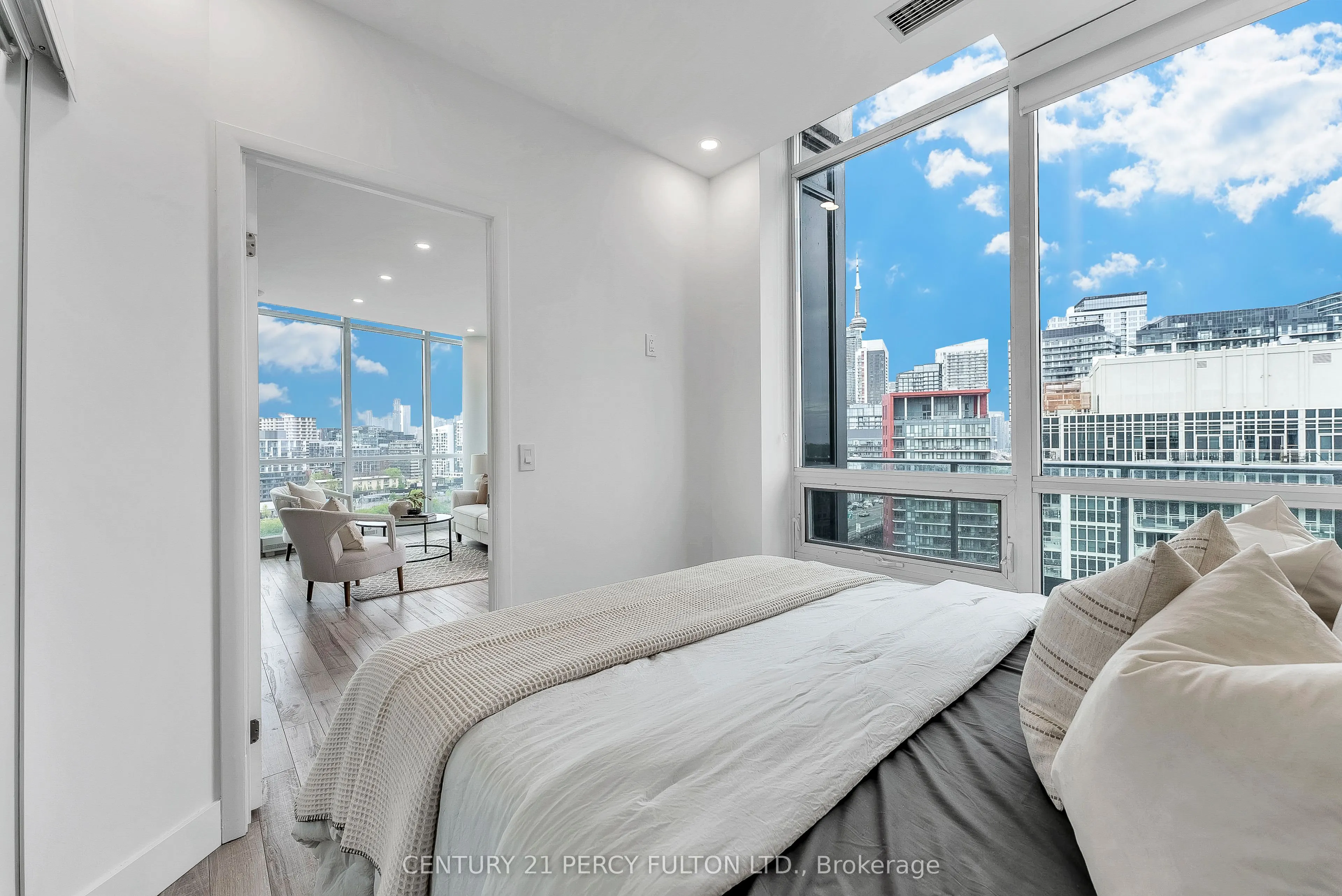 209 Fort York Boulevard, #1663