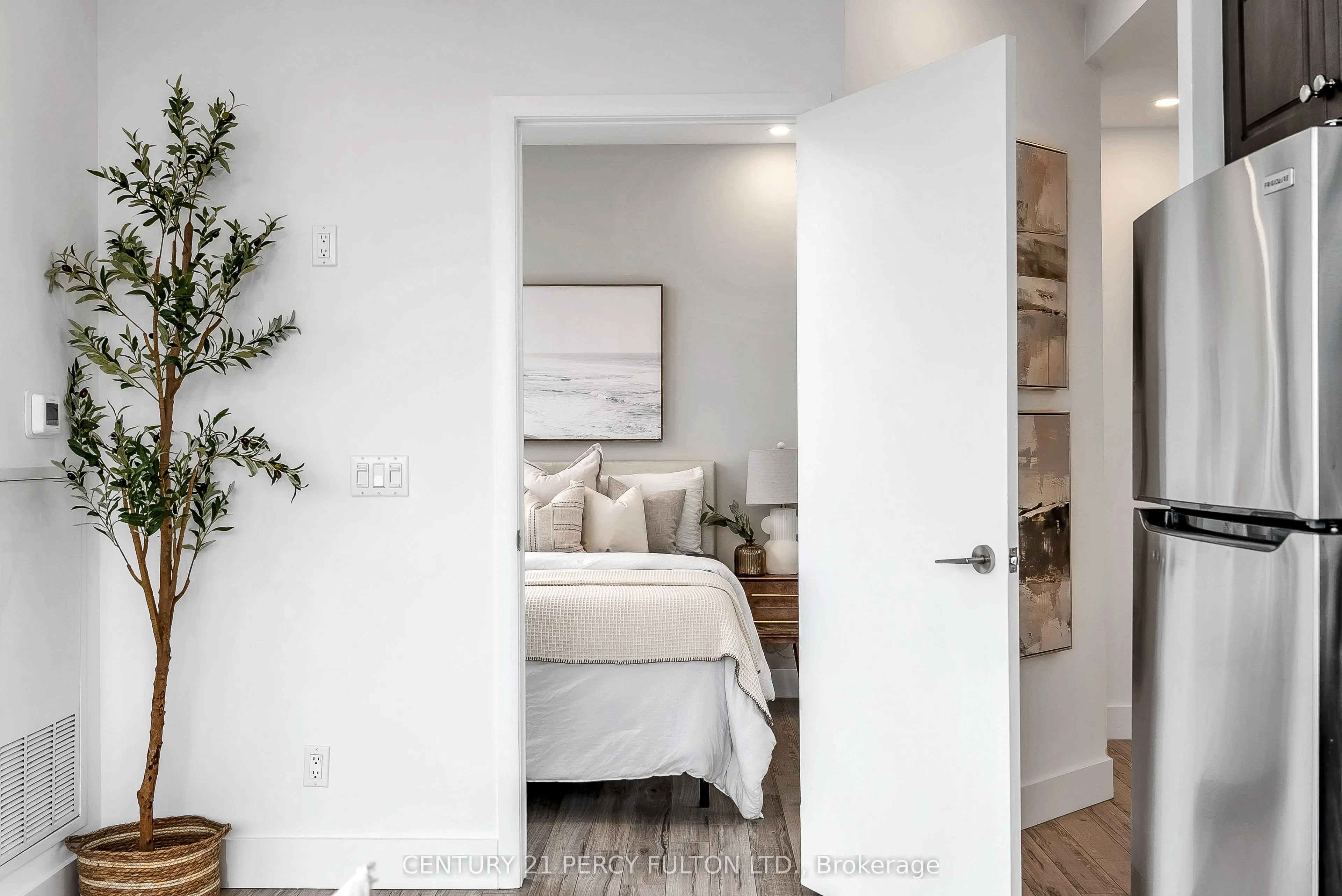 209 Fort York Boulevard, #1663