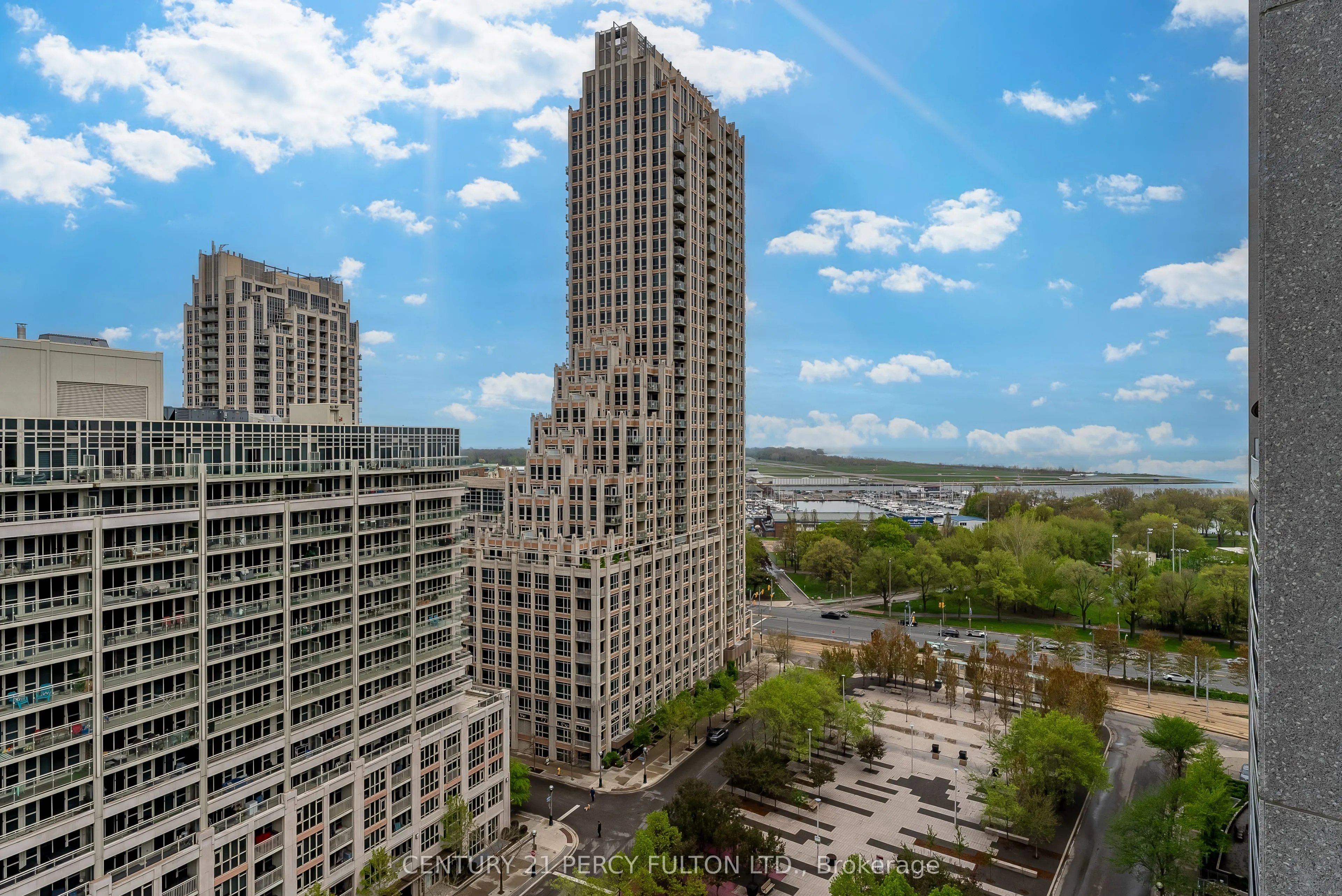 209 Fort York Boulevard, #1663