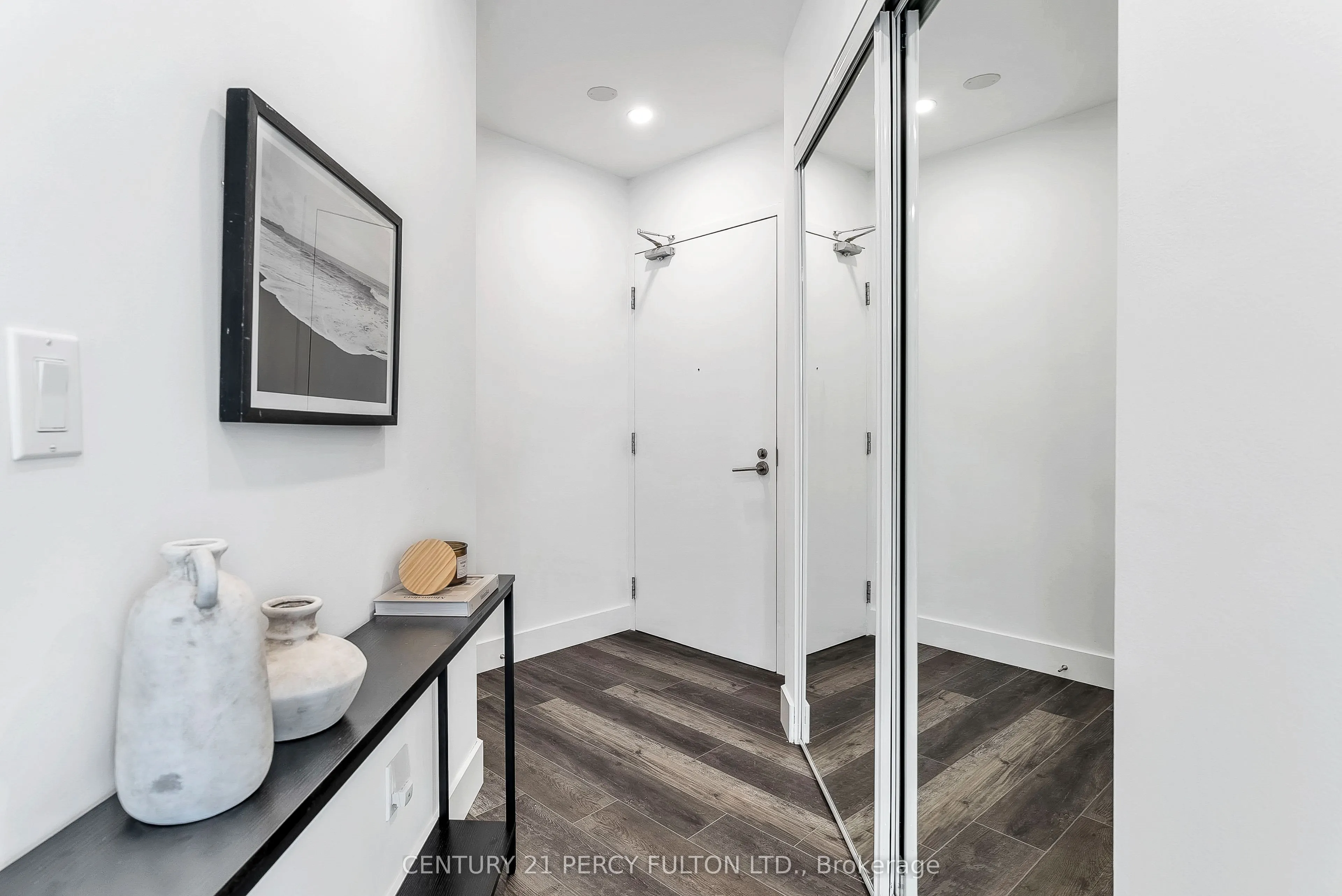 209 Fort York Boulevard, #1663