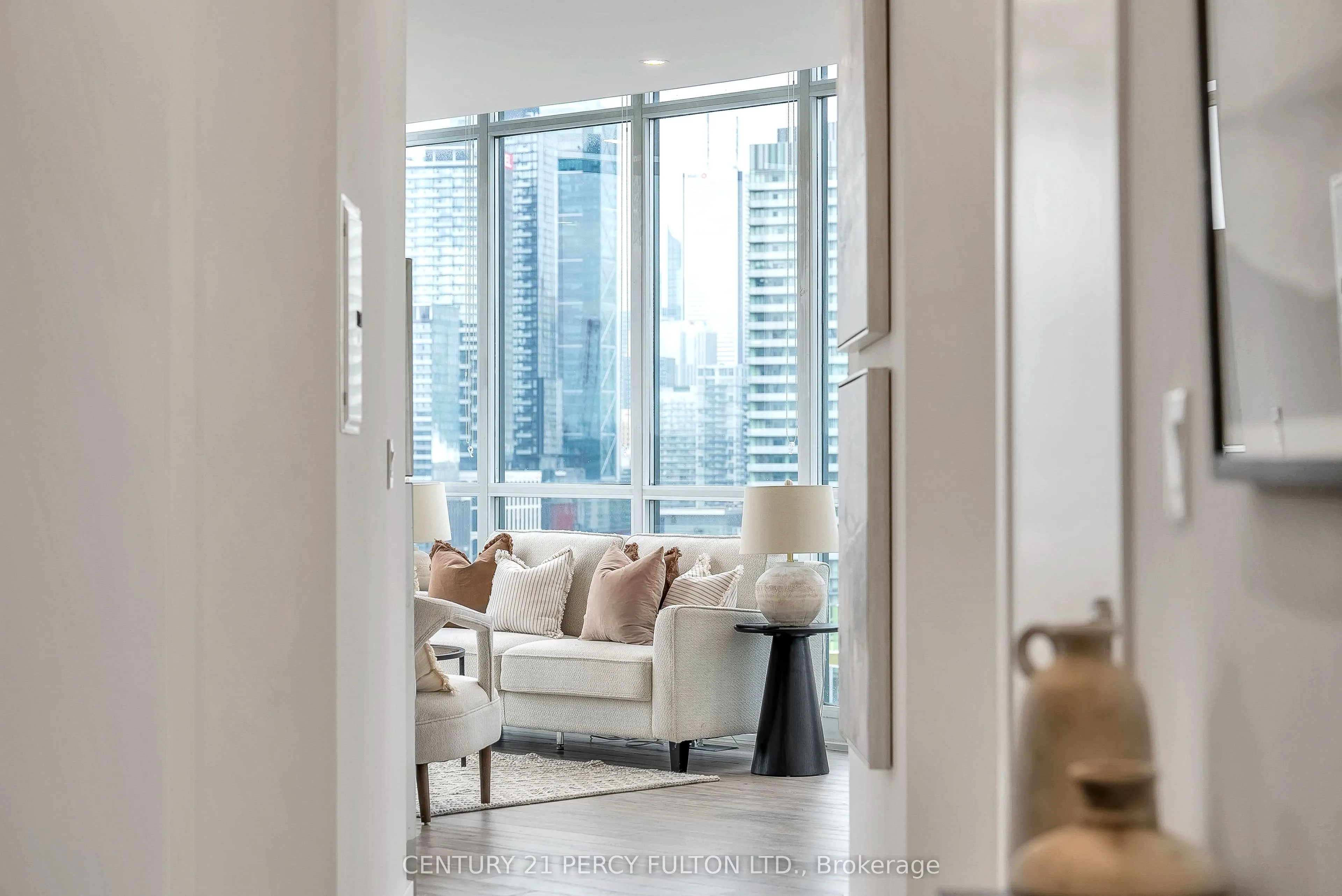 209 Fort York Boulevard, #1663