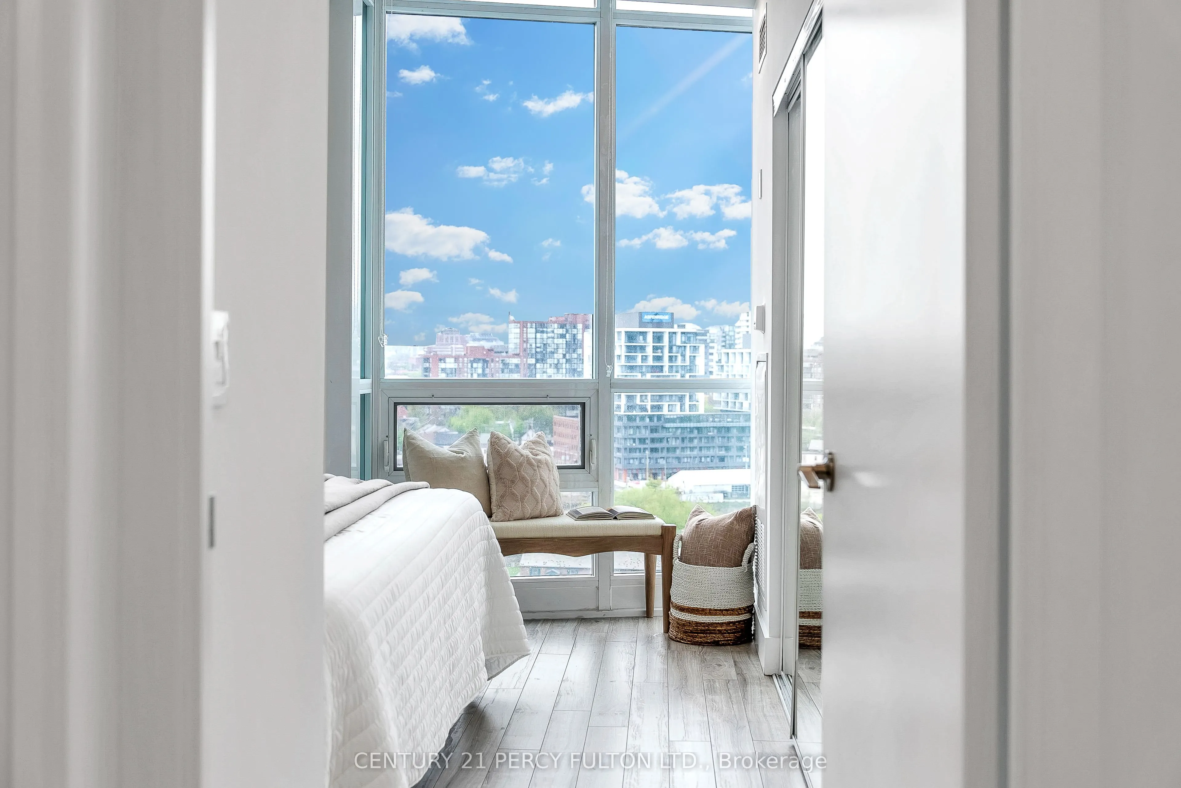 209 Fort York Boulevard, #1663