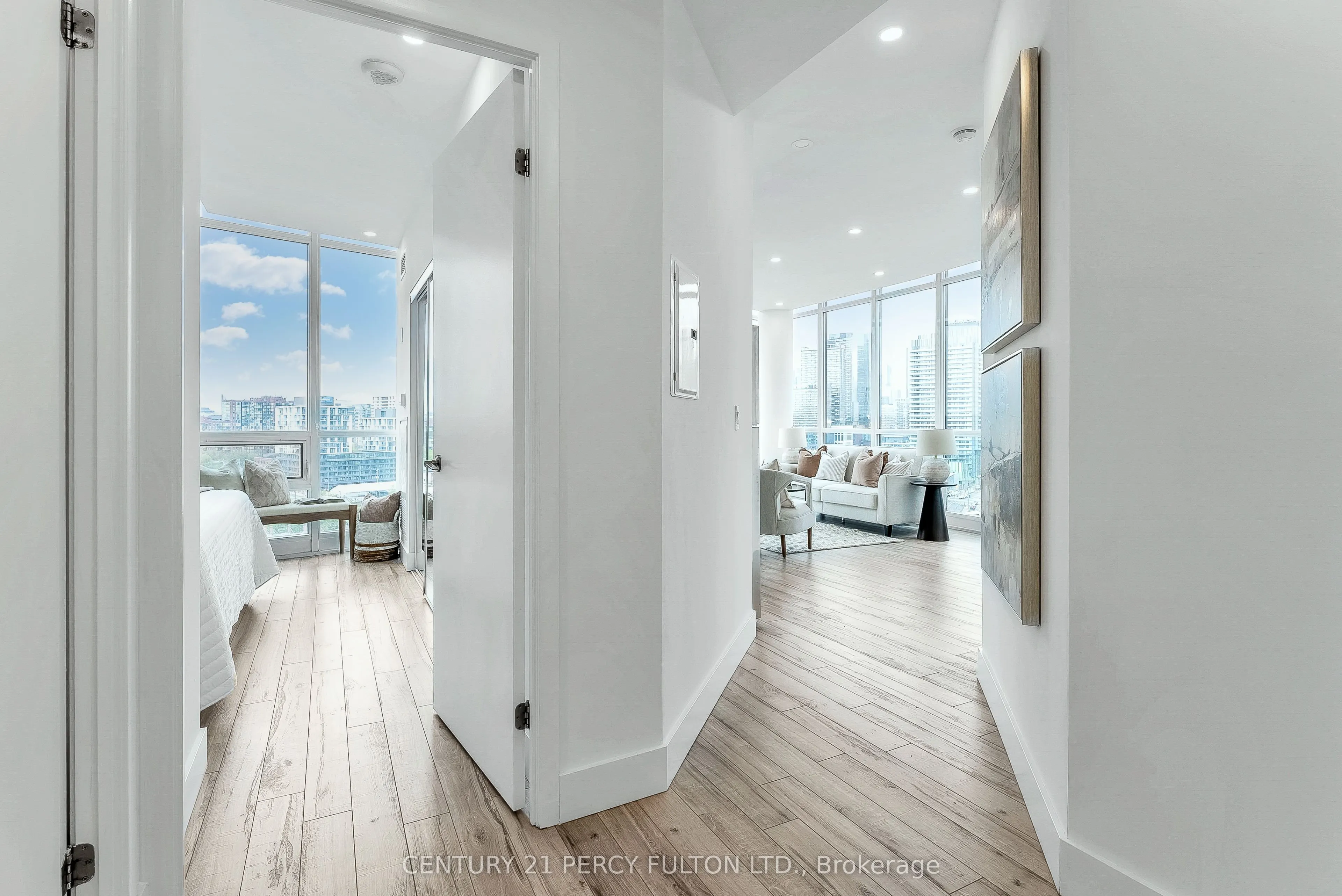 209 Fort York Boulevard, #1663