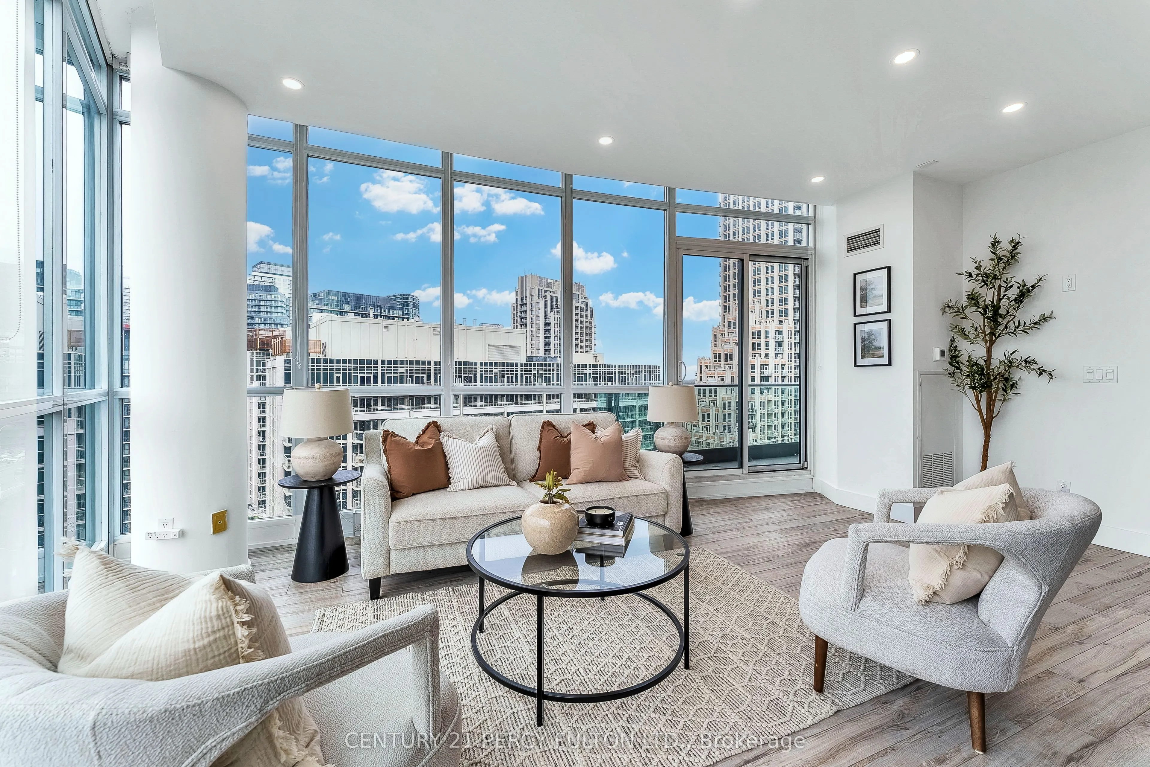 209 Fort York Boulevard, #1663