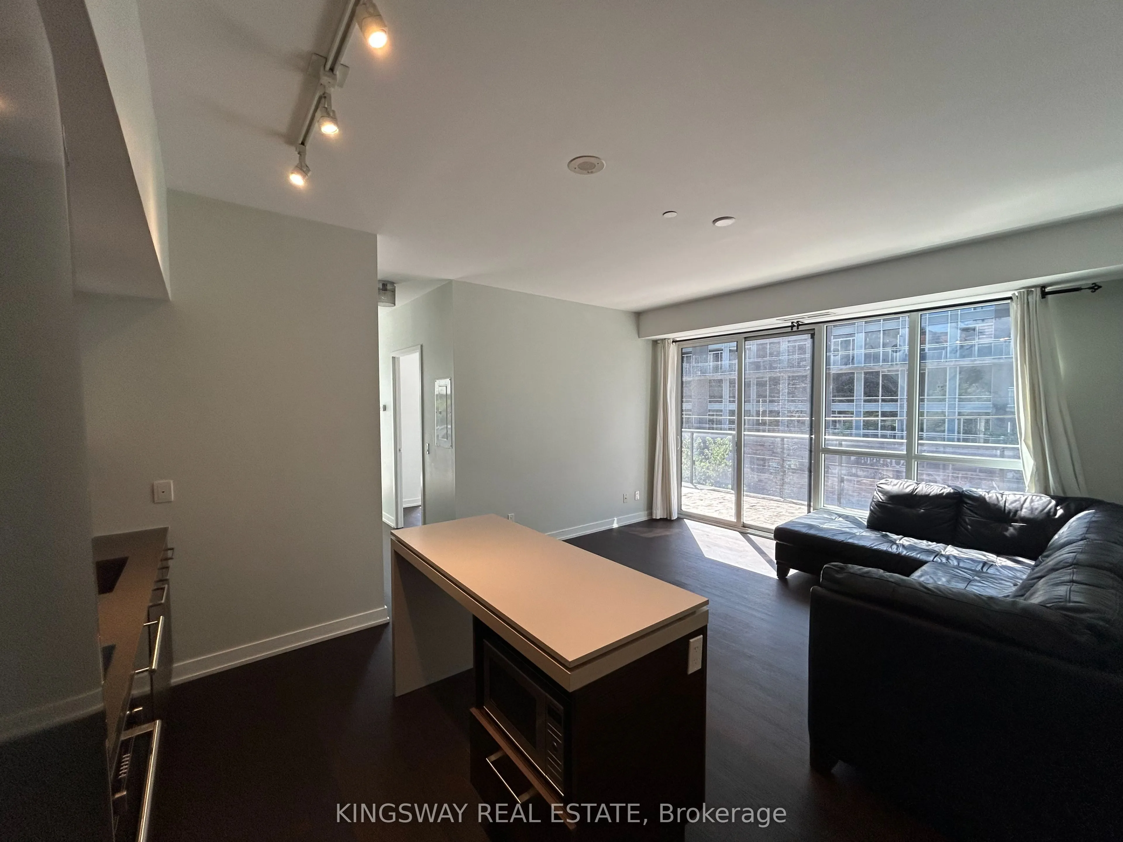 1030 King Street W, #227