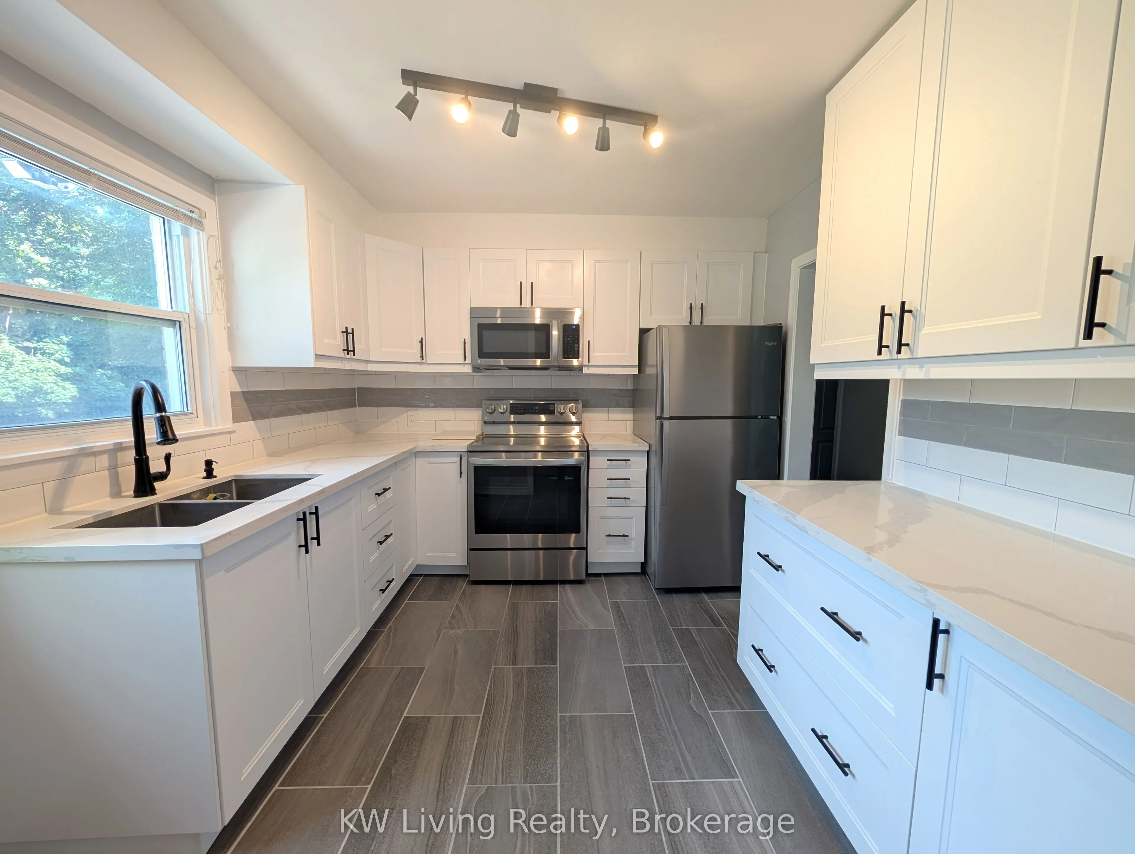 61 Bishop Avenue, #Main