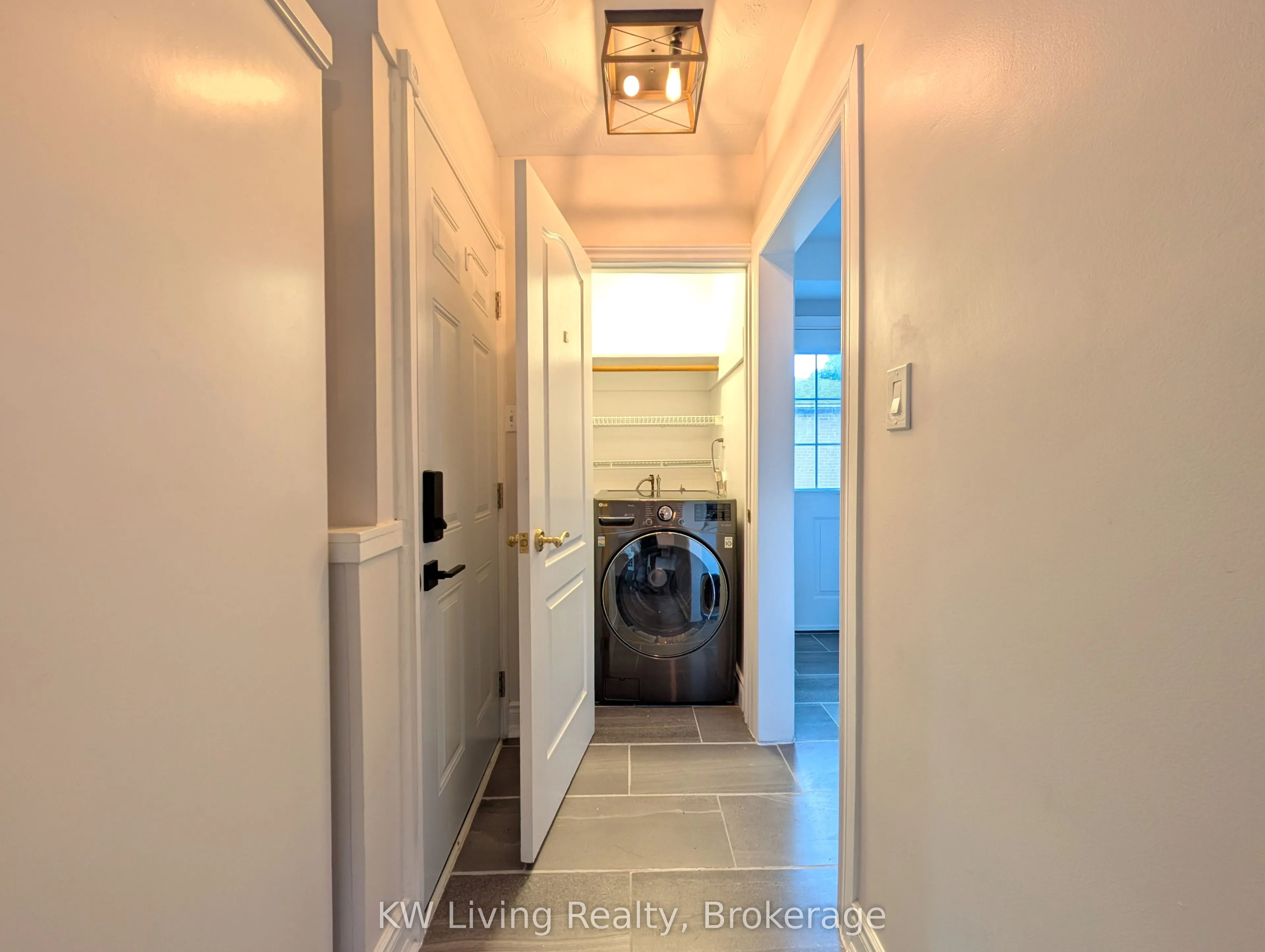 61 Bishop Avenue, #Main