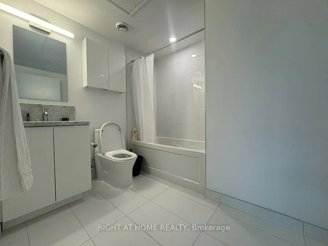 121 St Patrick Street, #1322