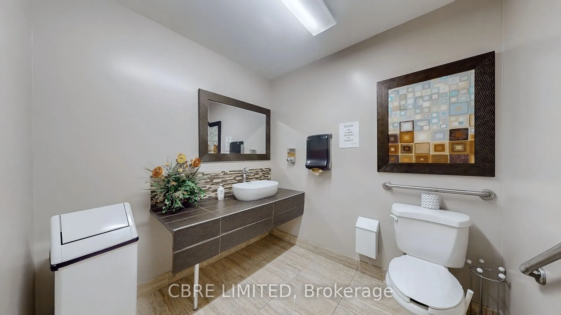 800 Sheppard Avenue W, #C1
