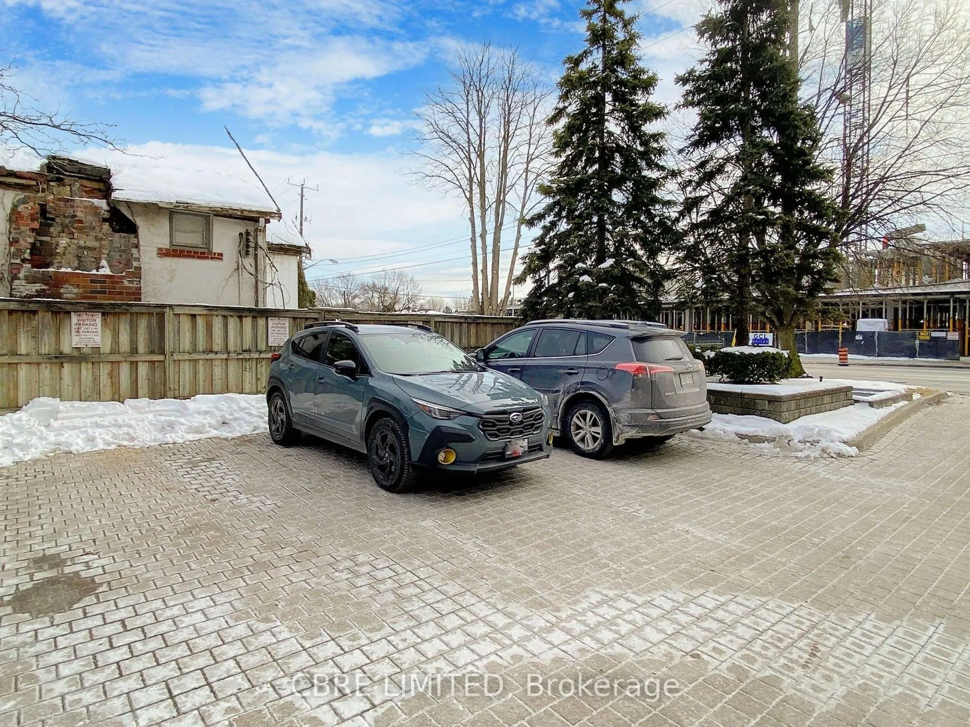 800 Sheppard Avenue W, #C1