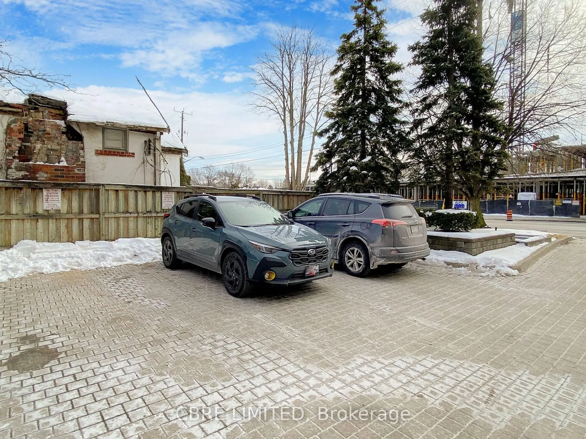 800 Sheppard Avenue W, #C3