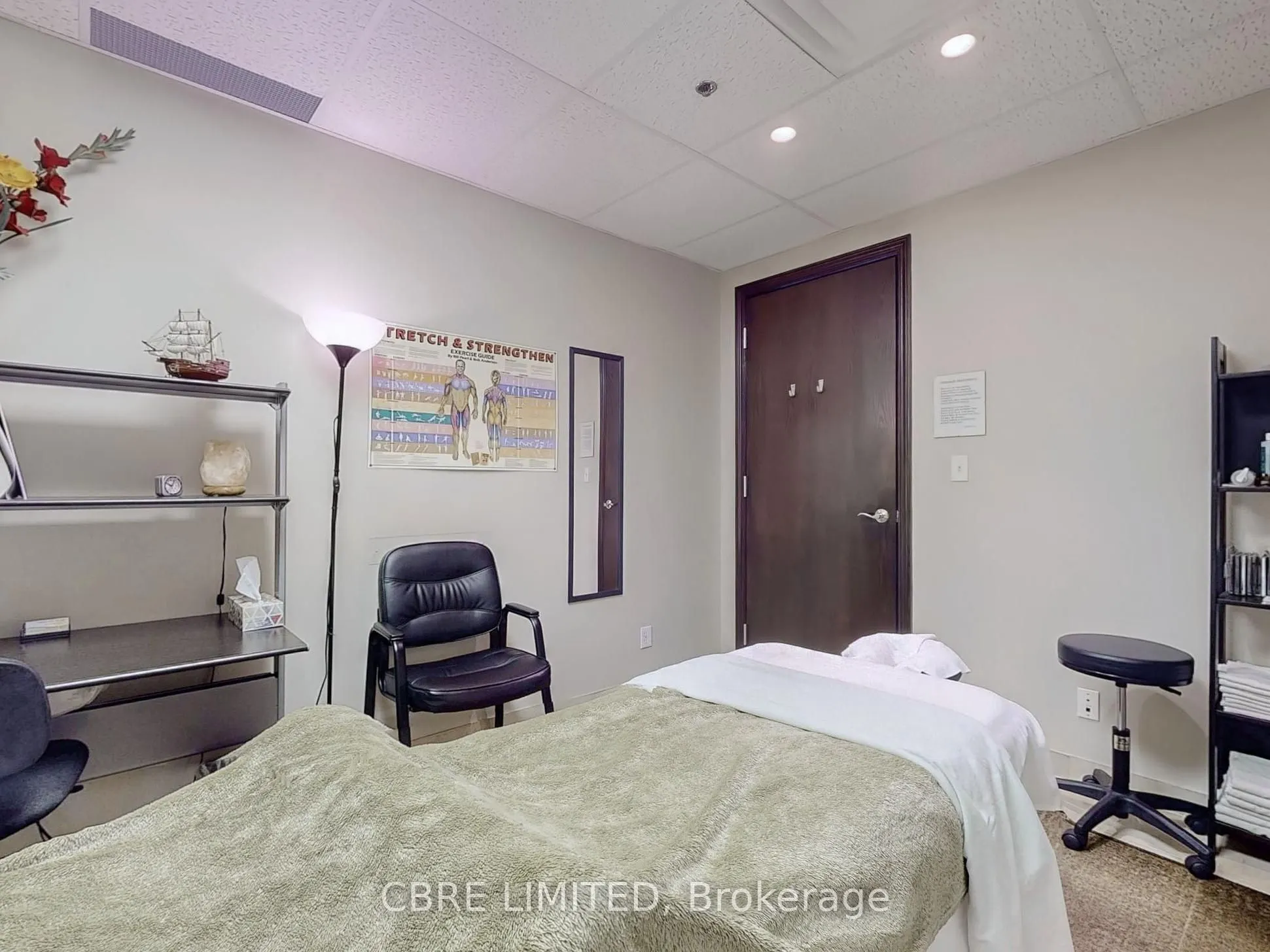 800 Sheppard Avenue W, #C1 & C3