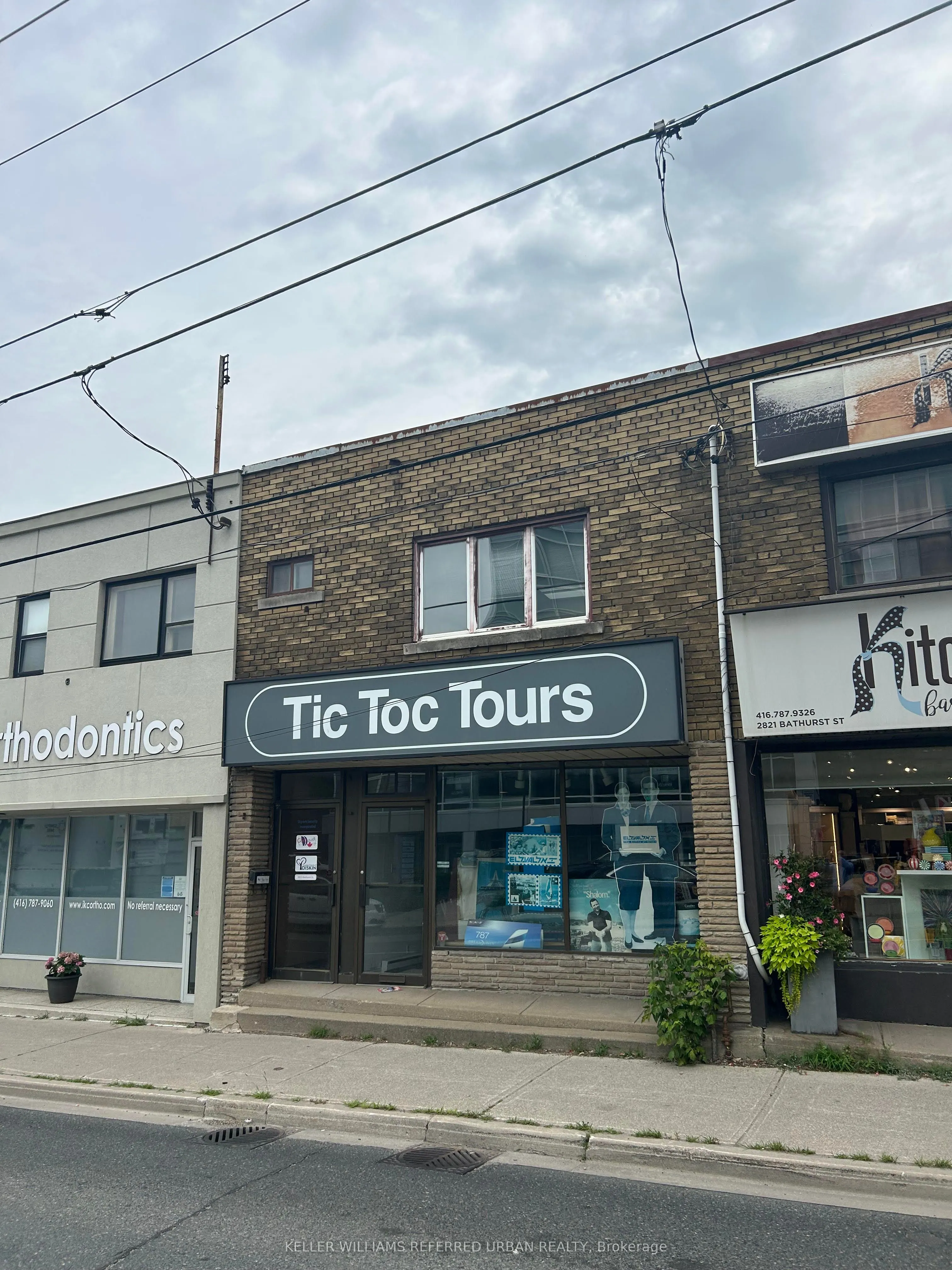 2823 Bathurst Street E
