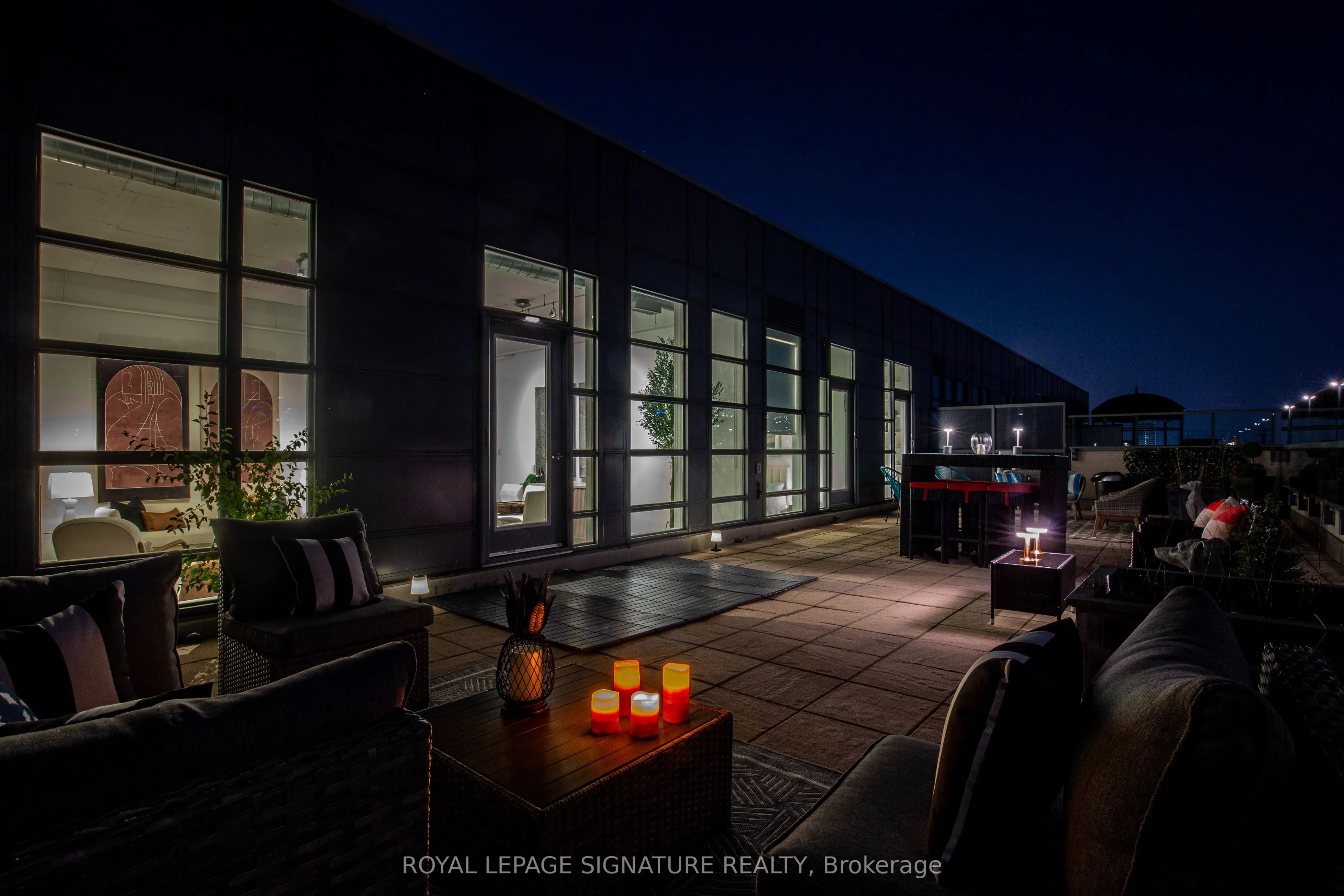 380 Macpherson Avenue, #615