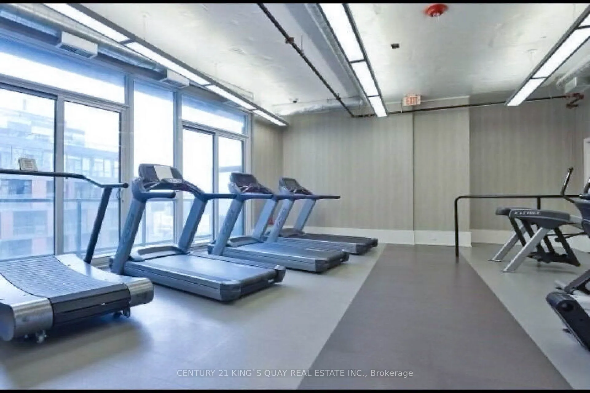 20 Bruyeres Mews, #1012