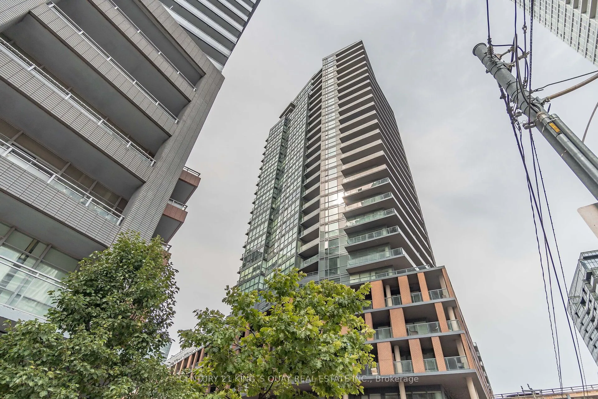 20 Bruyeres Mews, #1012