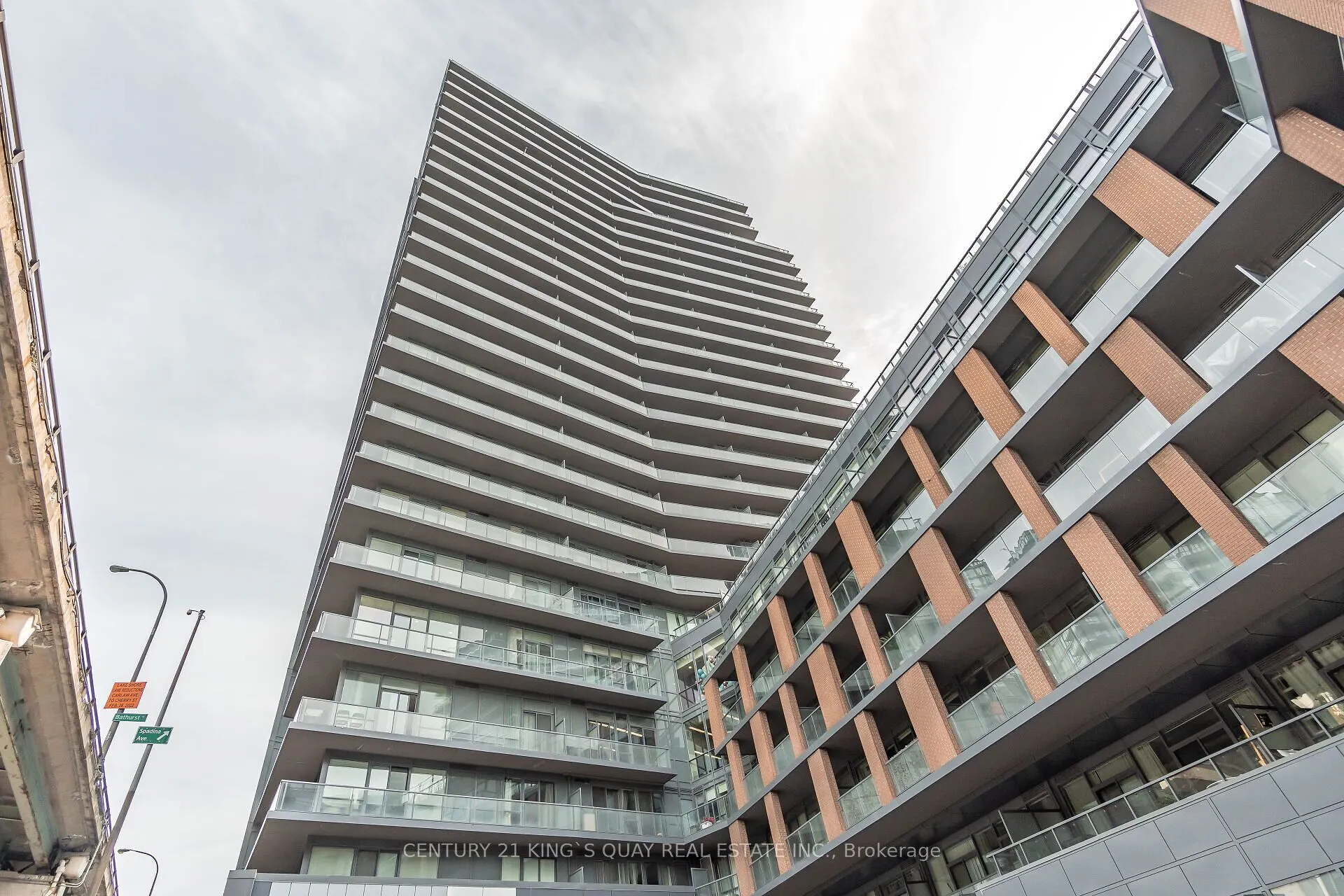 20 Bruyeres Mews, #1012