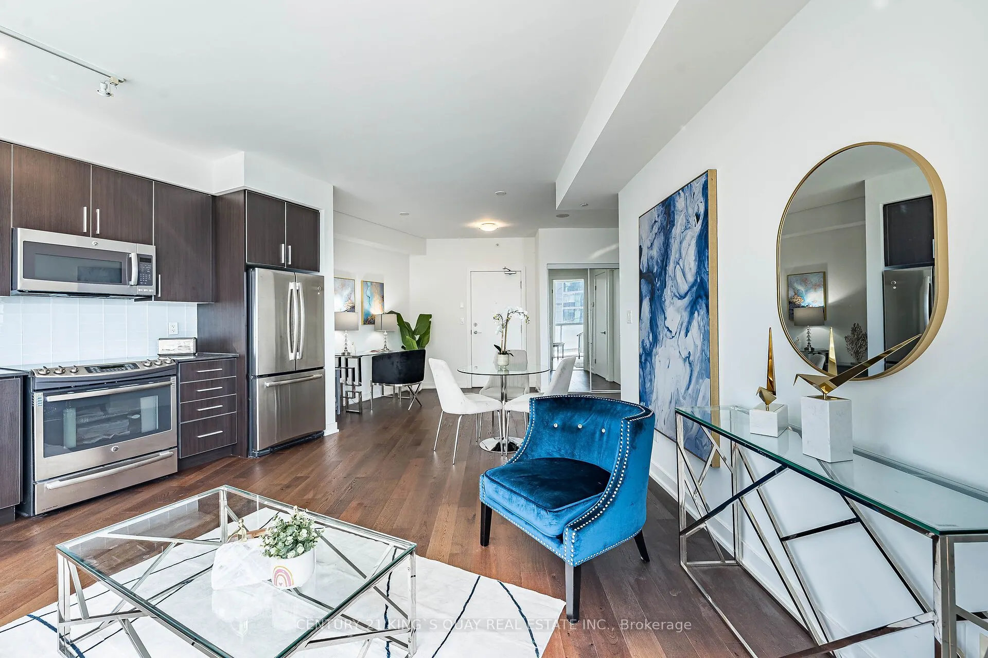 20 Bruyeres Mews, #1012