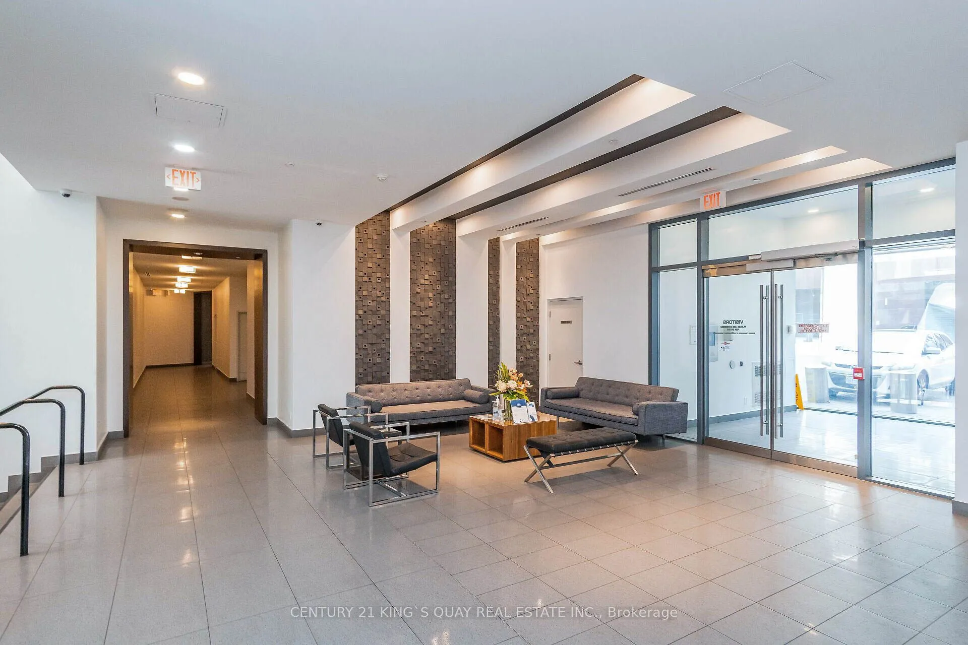 20 Bruyeres Mews, #1012