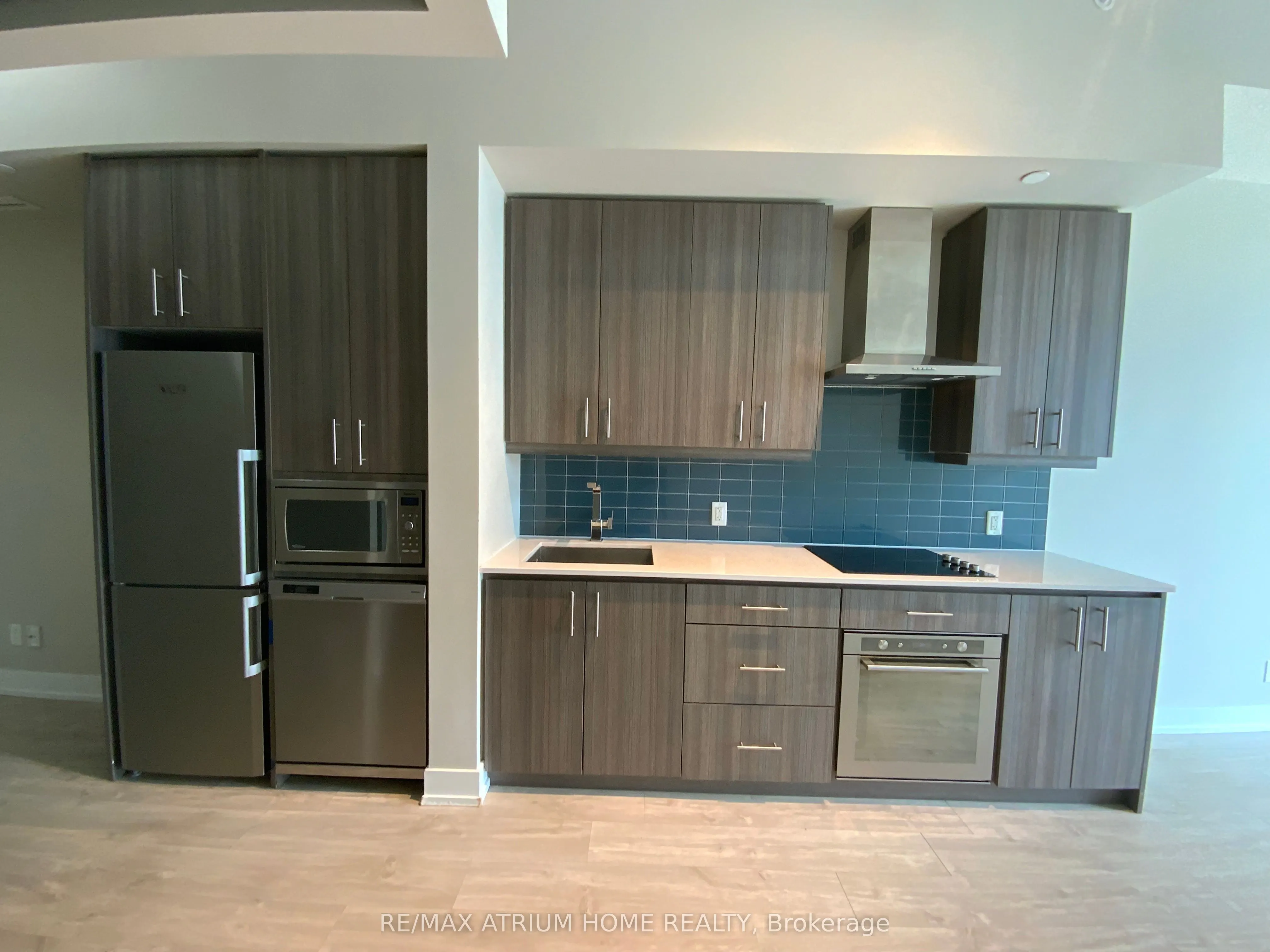 75 The Donway W, #904
