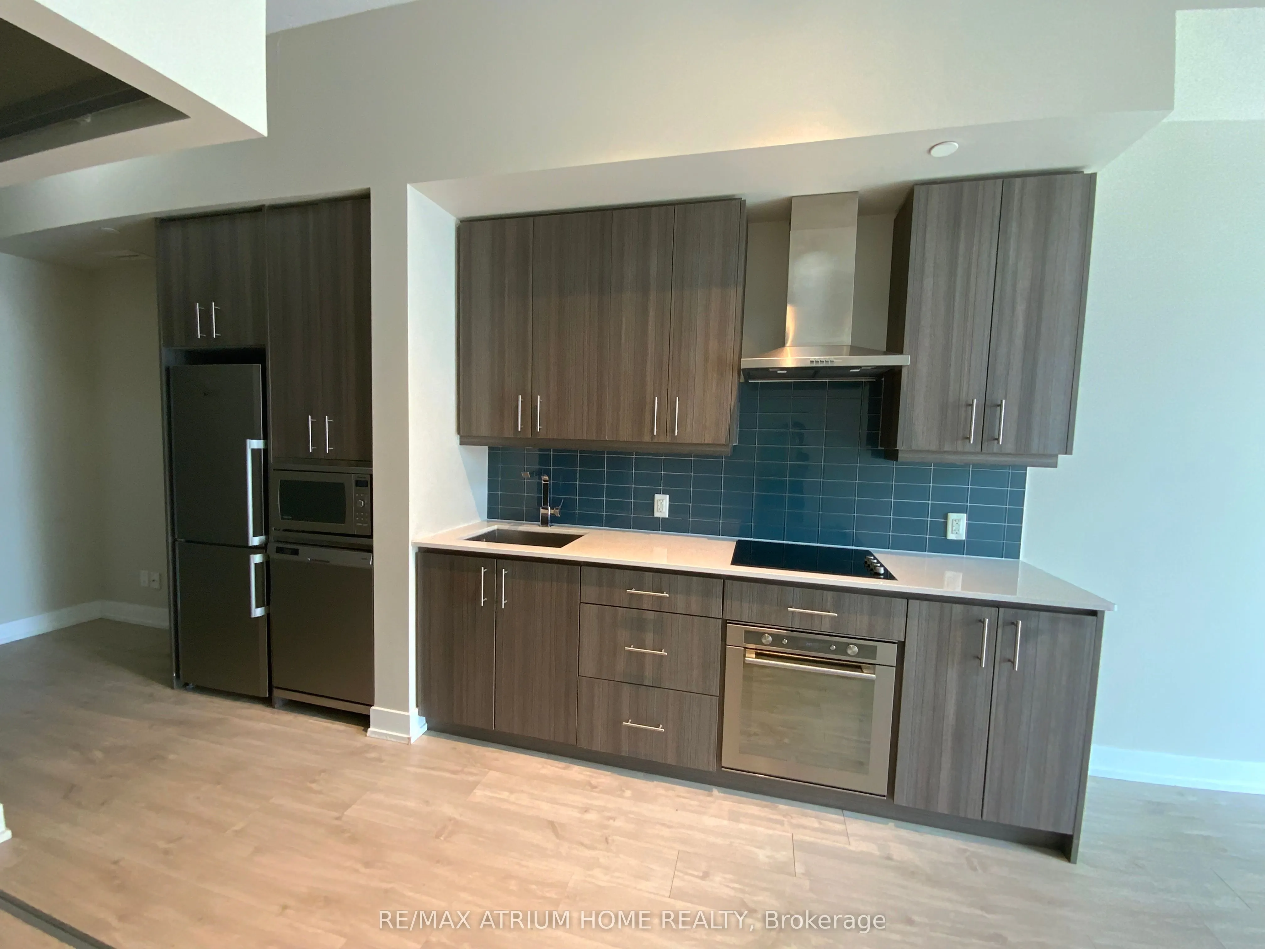 75 The Donway W, #904