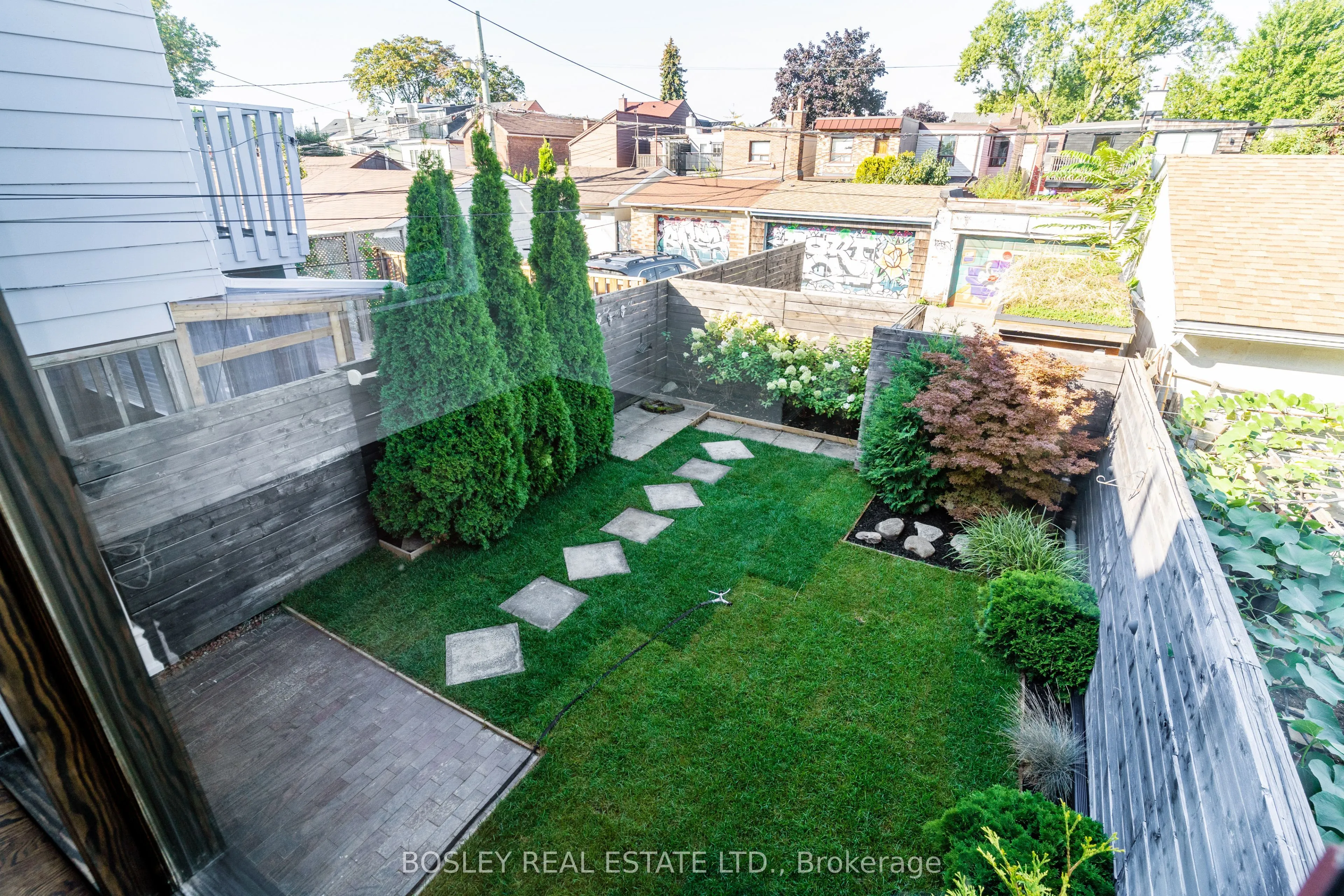 520 Manning Avenue