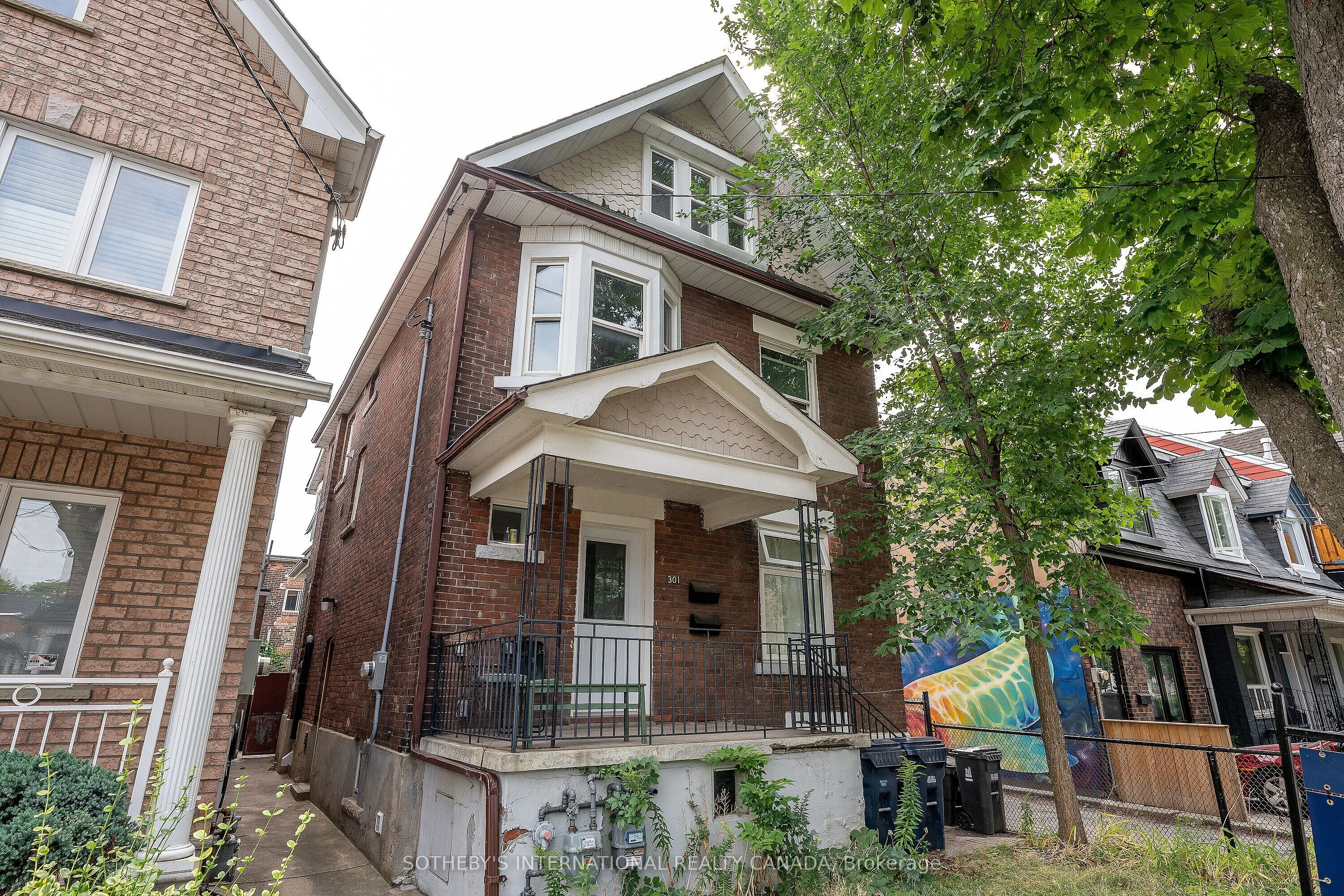 301 Euclid Avenue, #Lower