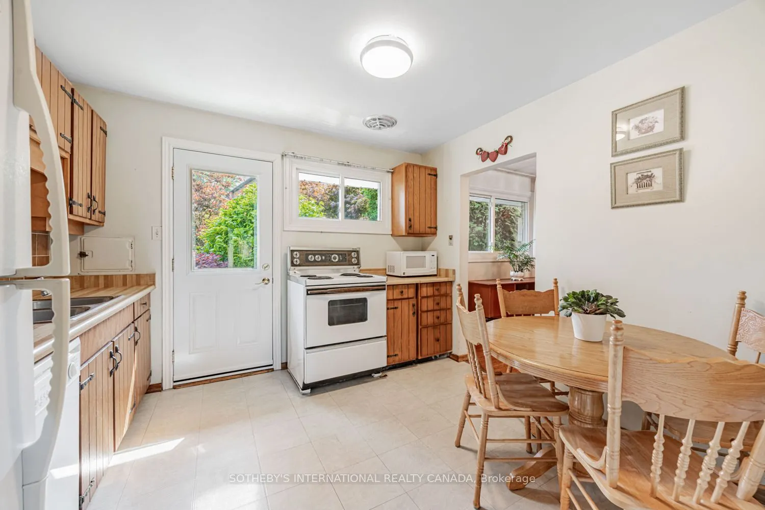 56 Ternhill Crescent