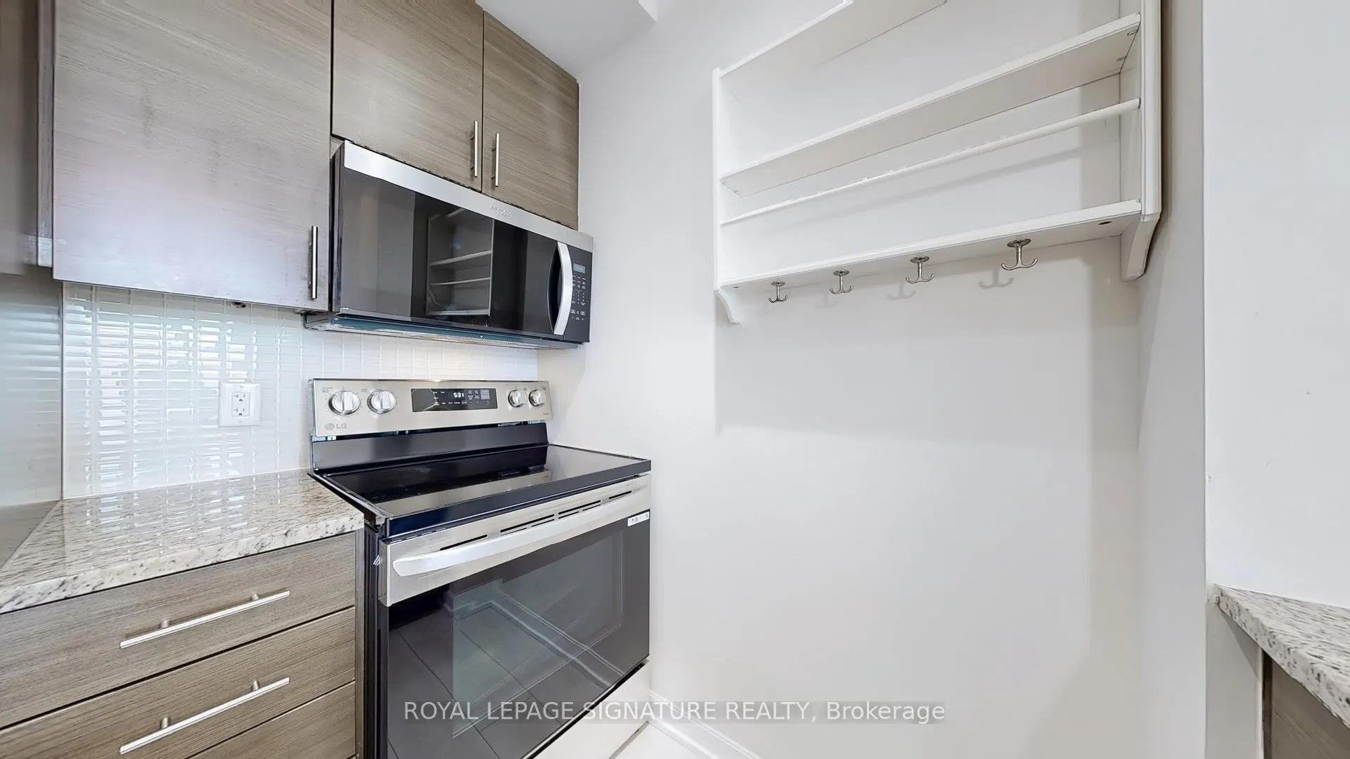 70 Forest Manor Road, #1401