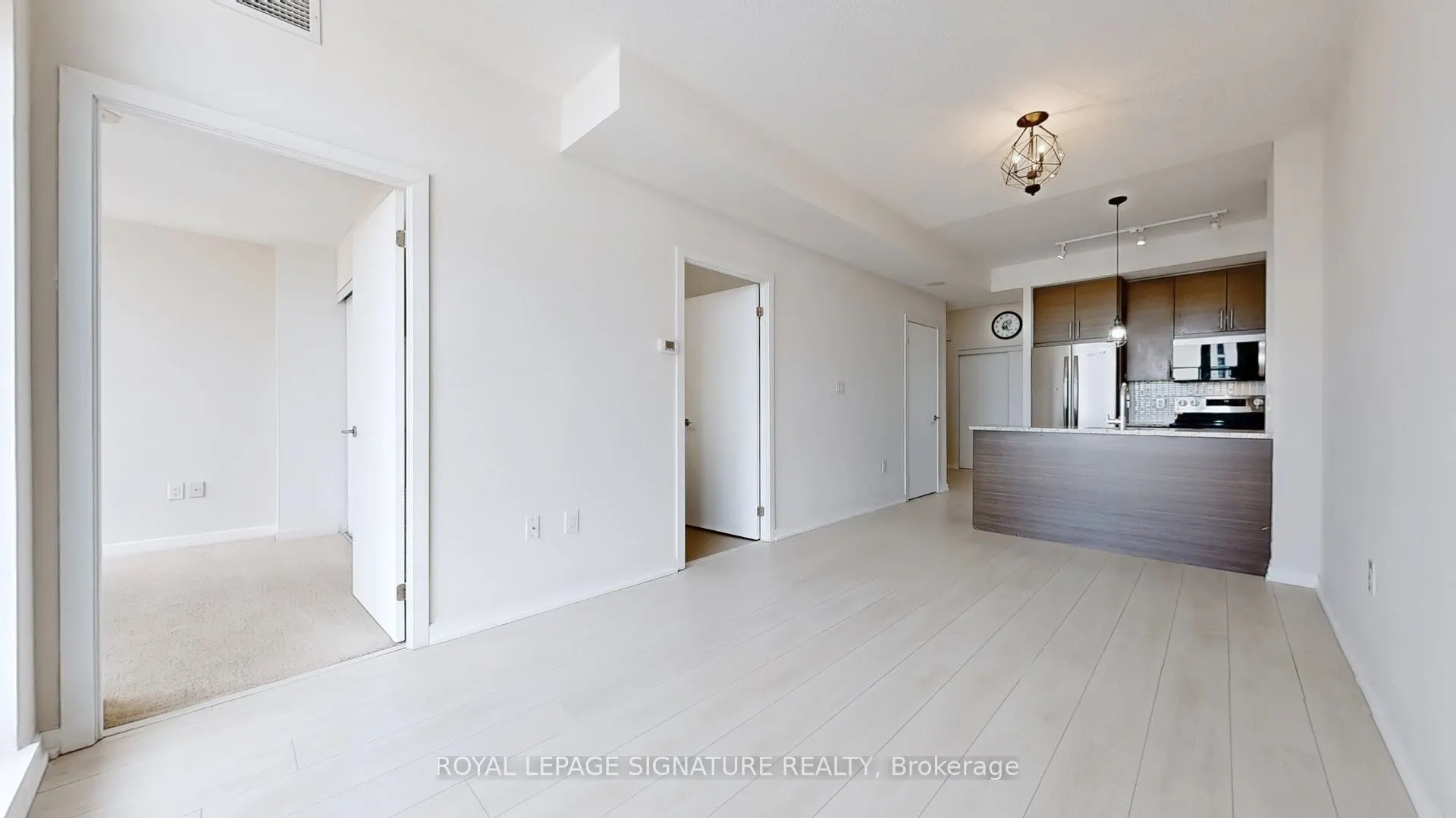 70 Forest Manor Road, #1401