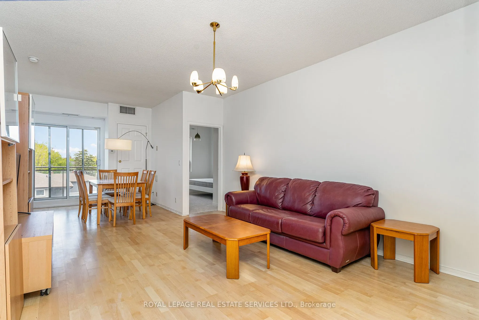 778 Sheppard Avenue W, #303