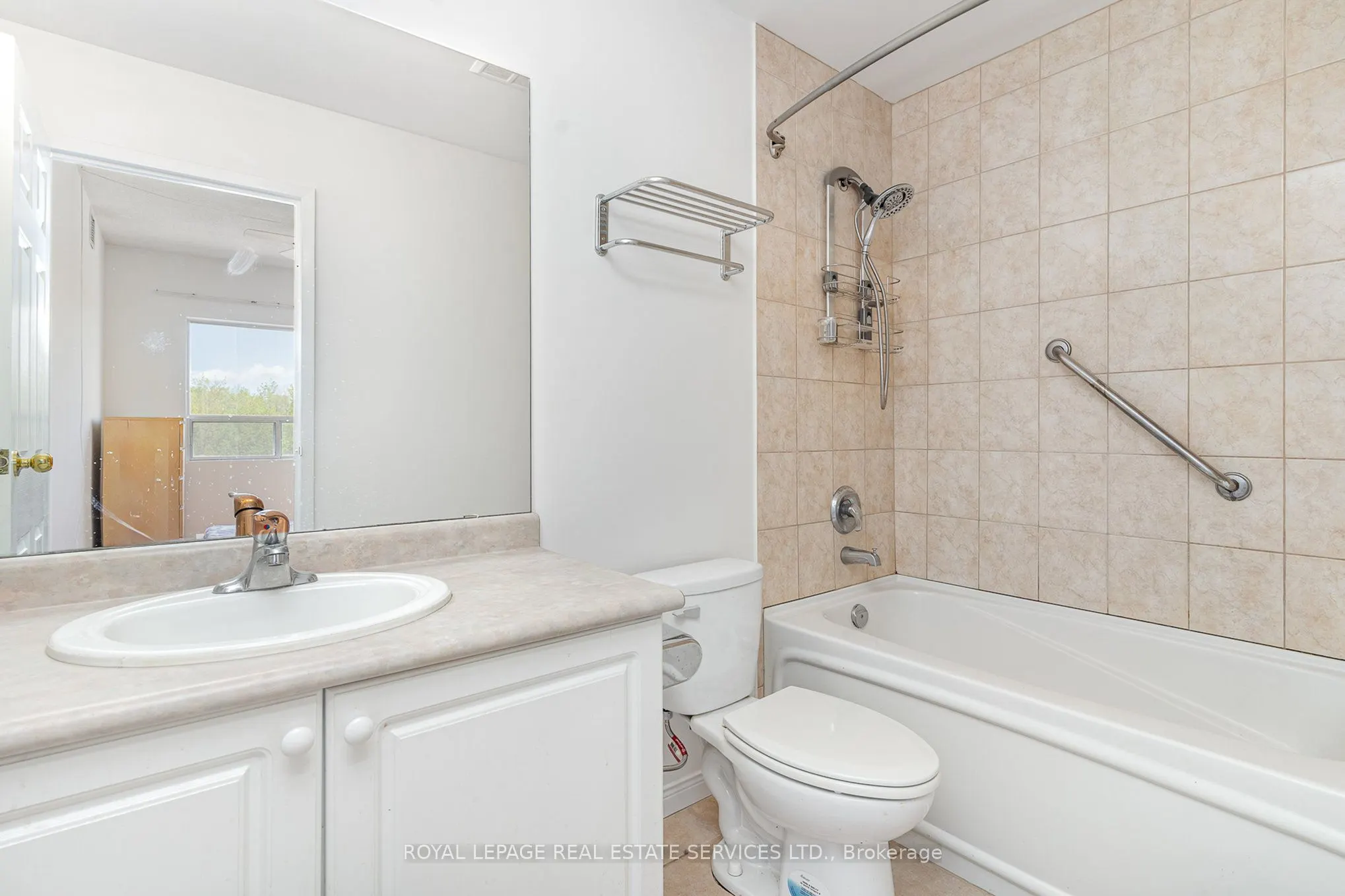 778 Sheppard Avenue W, #303