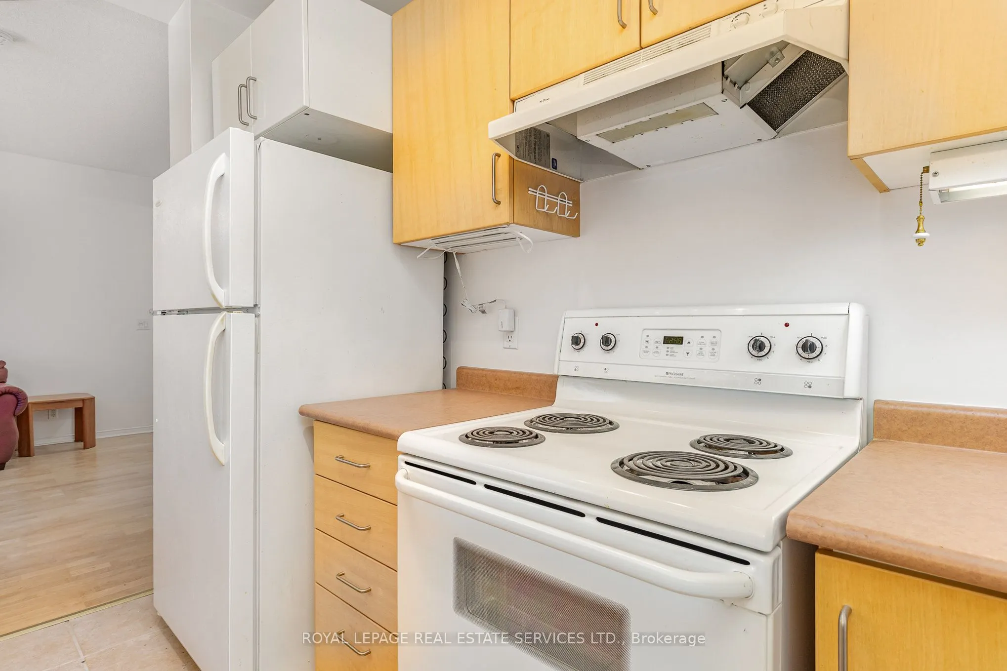 778 Sheppard Avenue W, #303