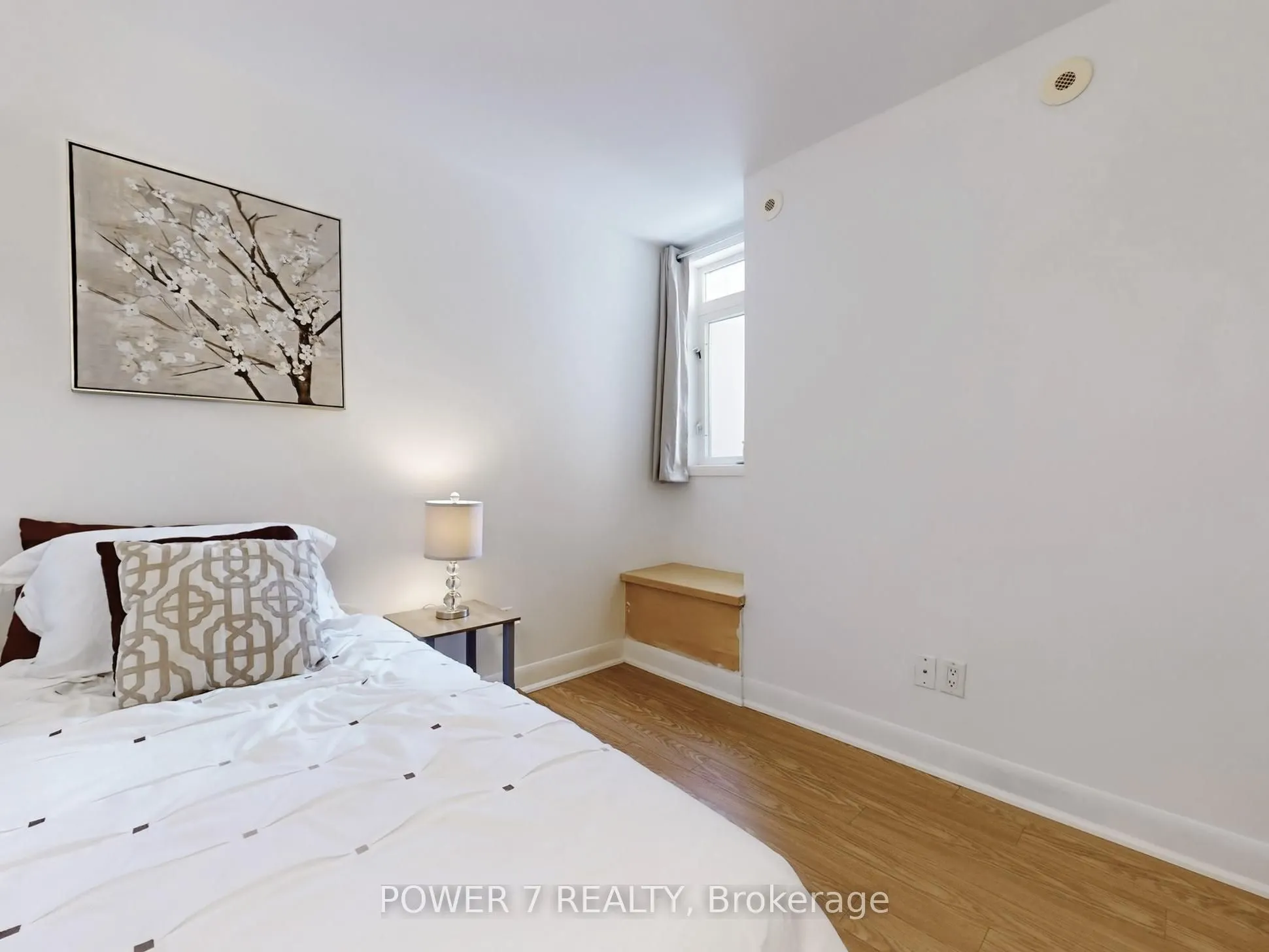 415 Jarvis Street, #389