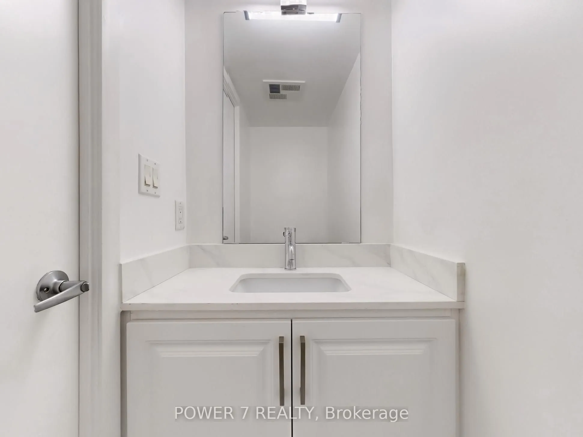 415 Jarvis Street, #389