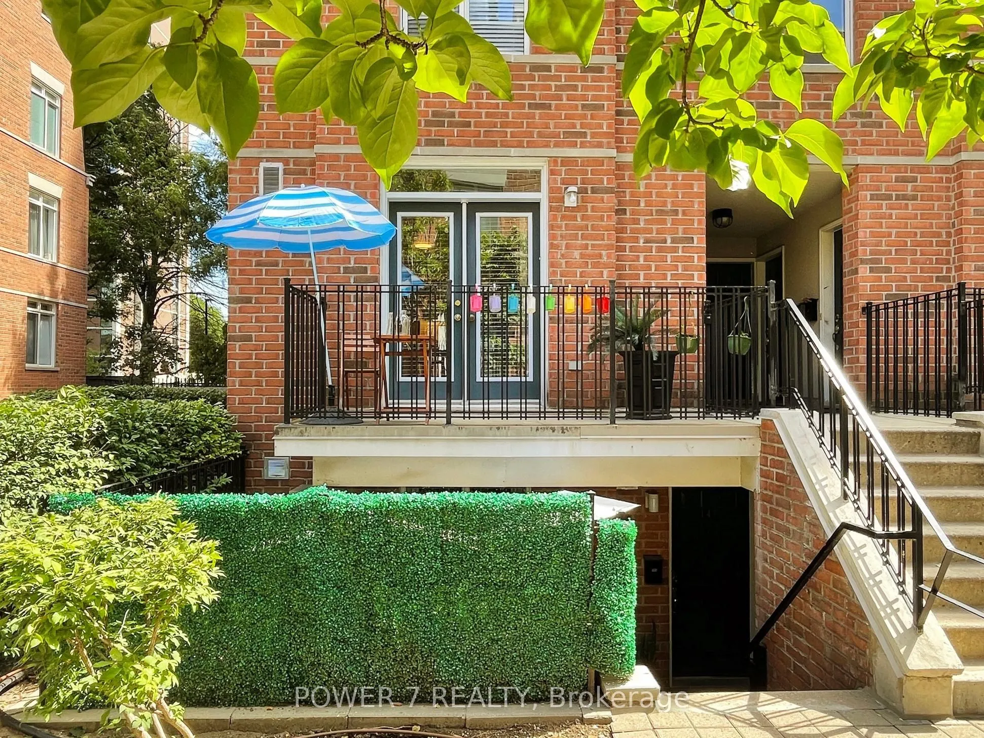 415 Jarvis Street, #389