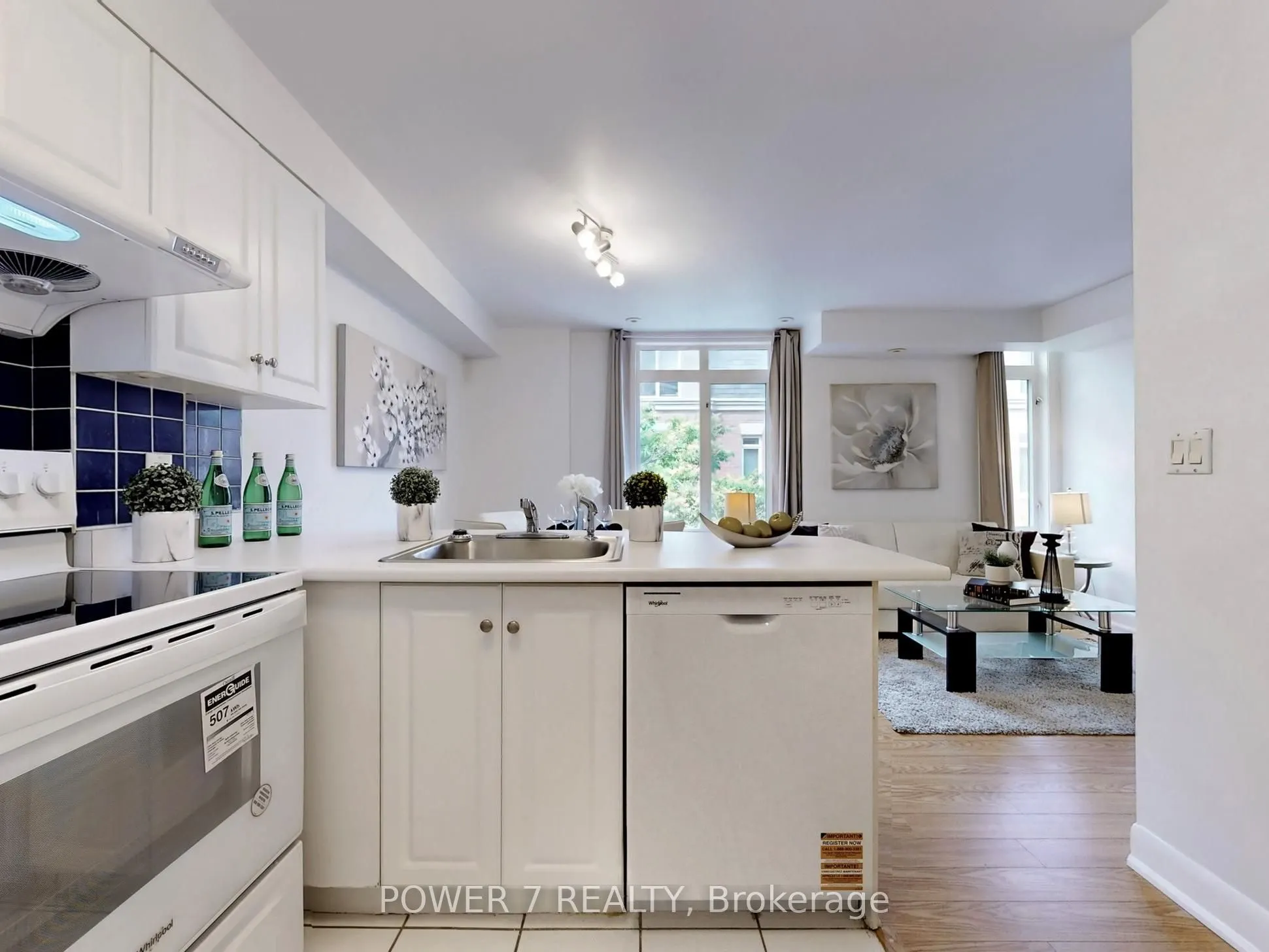 415 Jarvis Street, #389