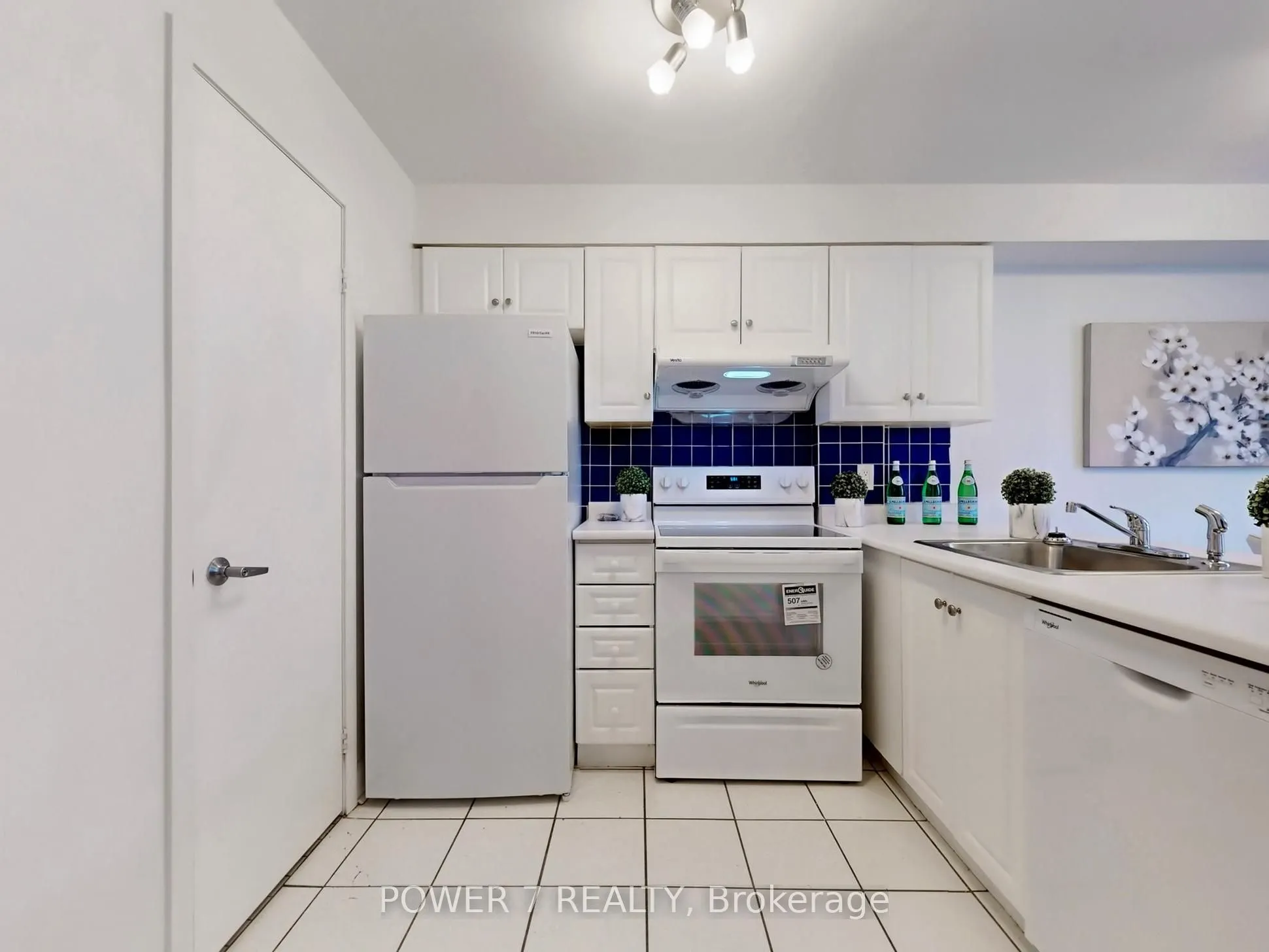 415 Jarvis Street, #389