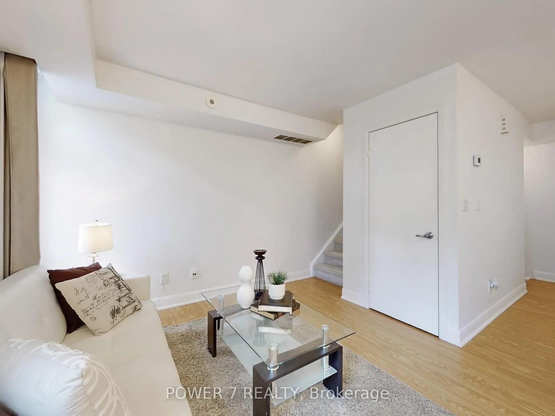 415 Jarvis Street, #389