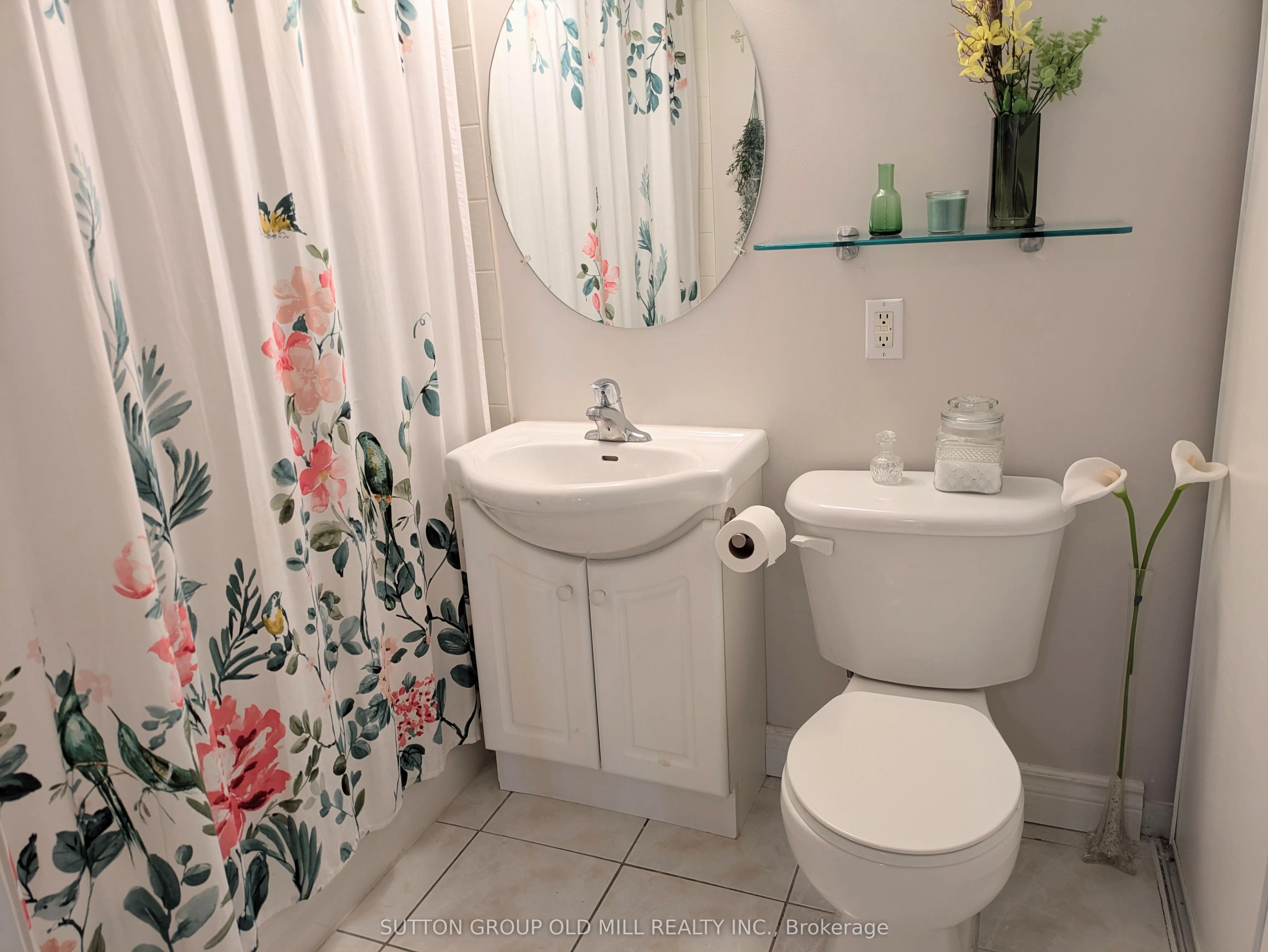 26 Western Battery Road, #206