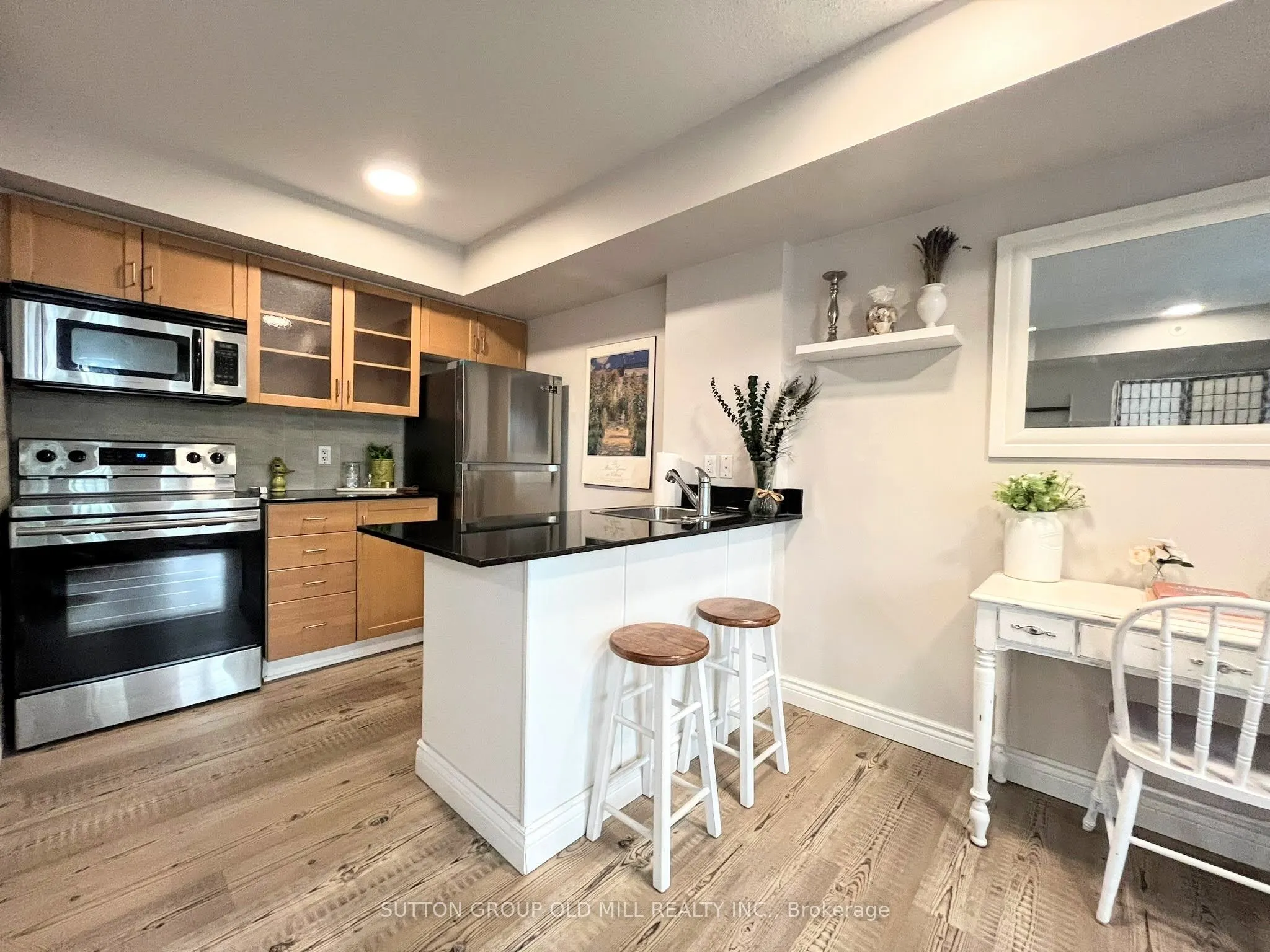 26 Western Battery Road, #206